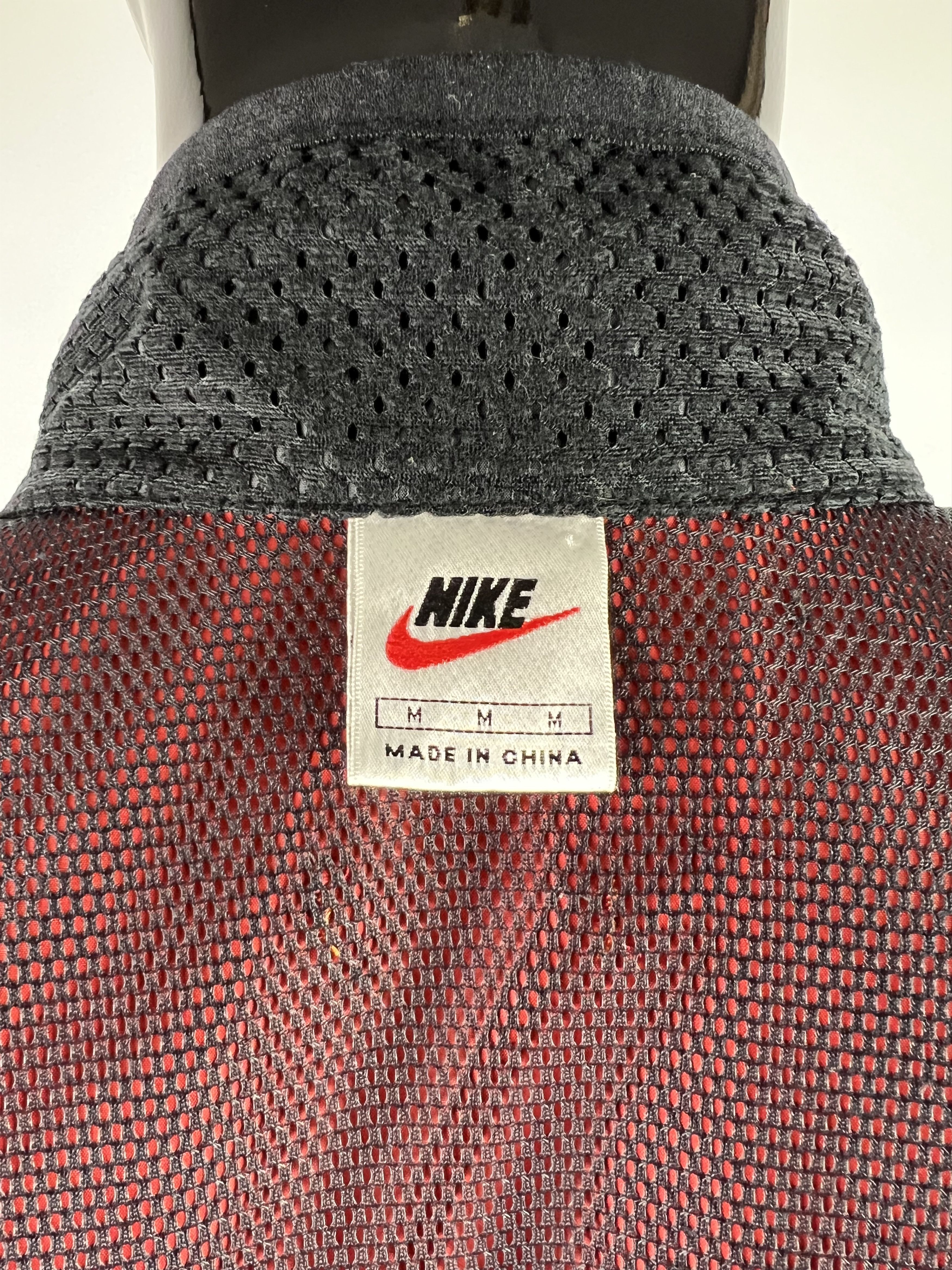 Nike Nike Vintage Jacket Size M Size US M / EU 48-50 / 2 - 11 Thumbnail