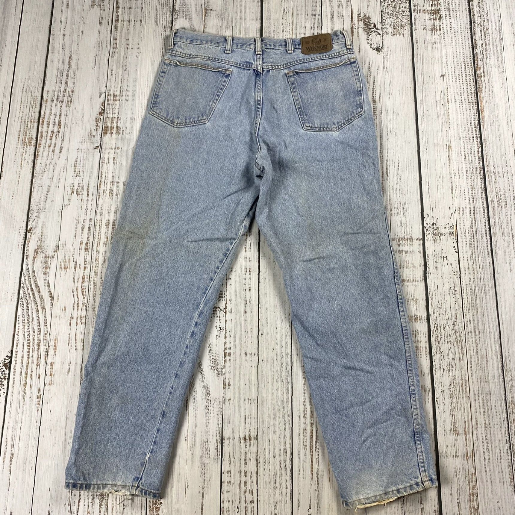 Wrangler VINTAGE Wrangler Jeans Denim 34x30 Tapered Distressed Light Wash 90s Western Mens Regular 34W 30L Size US 34 / EU 50 - 5 Thumbnail