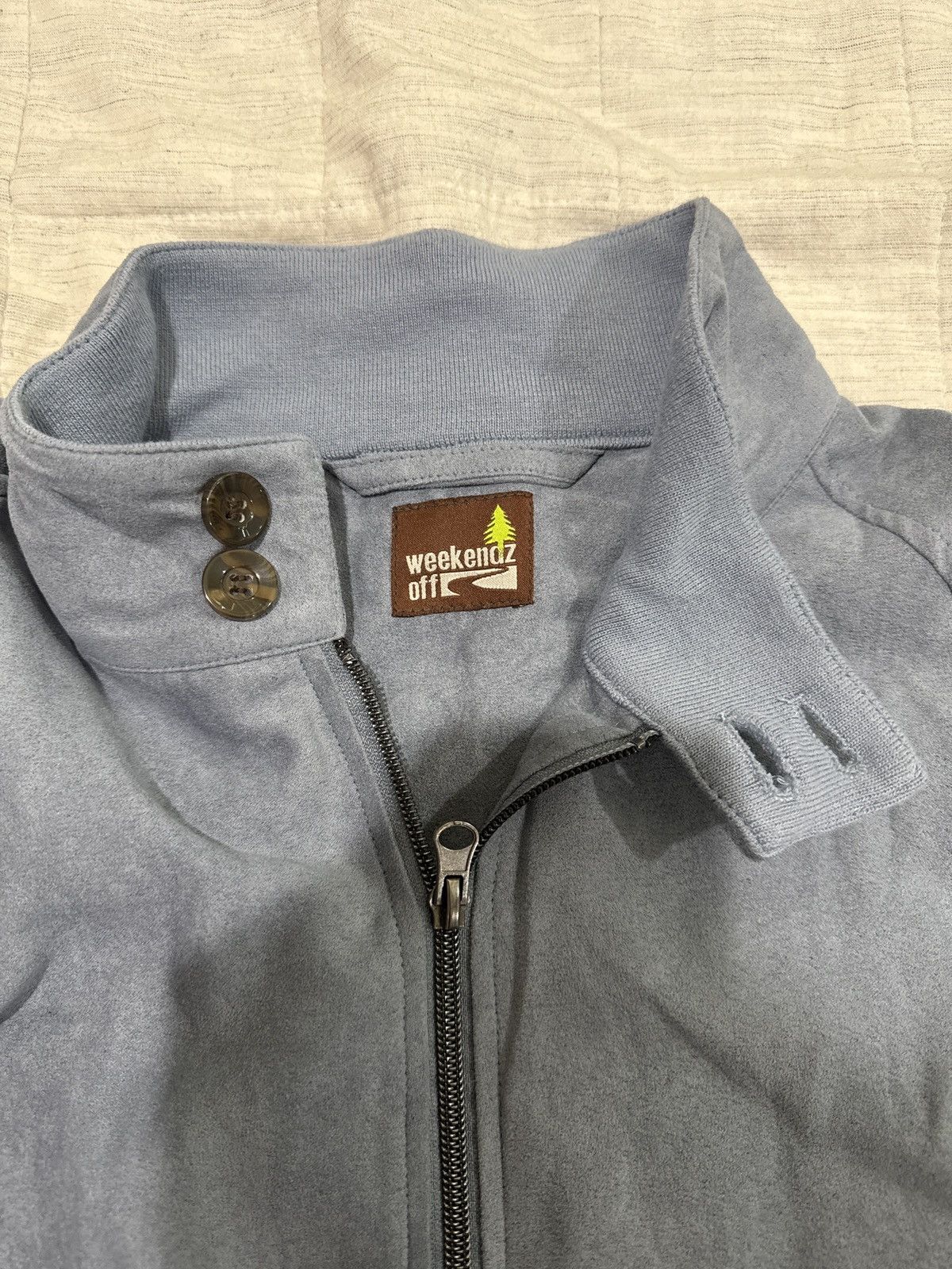 Other Blue bomber jacket fits like a large but no size tag Size US L / EU 52-54 / 3 - 3 Thumbnail