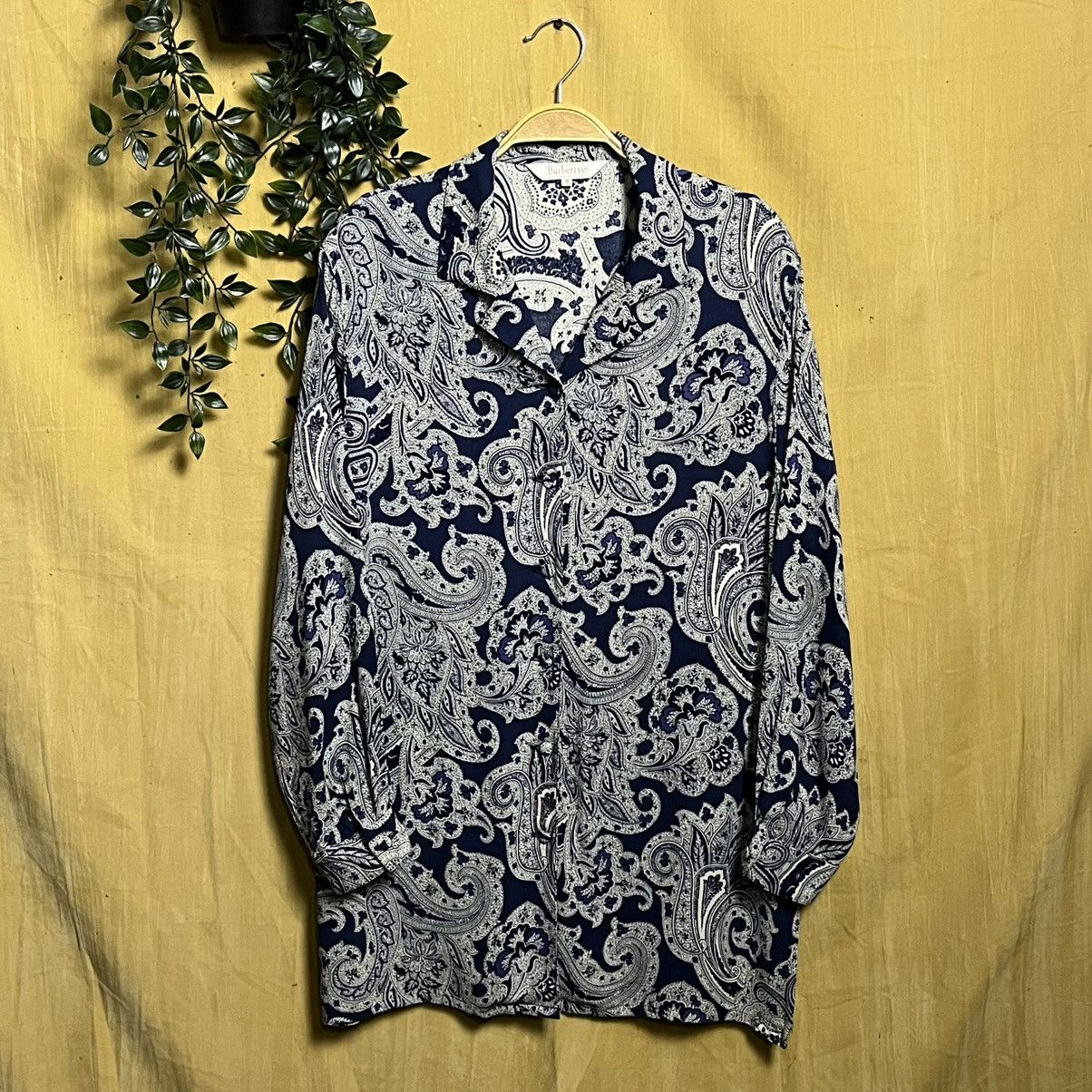 Burberry a19 Vintage Burberrys Paisleys Shirt button Size US M / EU 48-50 / 2 - 1 Thumbnail