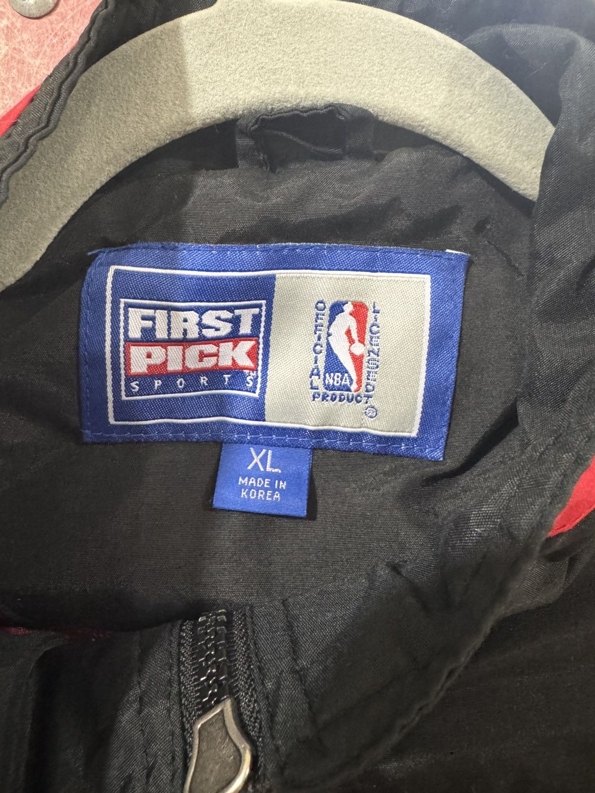 NBA Chicago Bulls Zip Up Size US XL / EU 56 / 4 - 2 Thumbnail