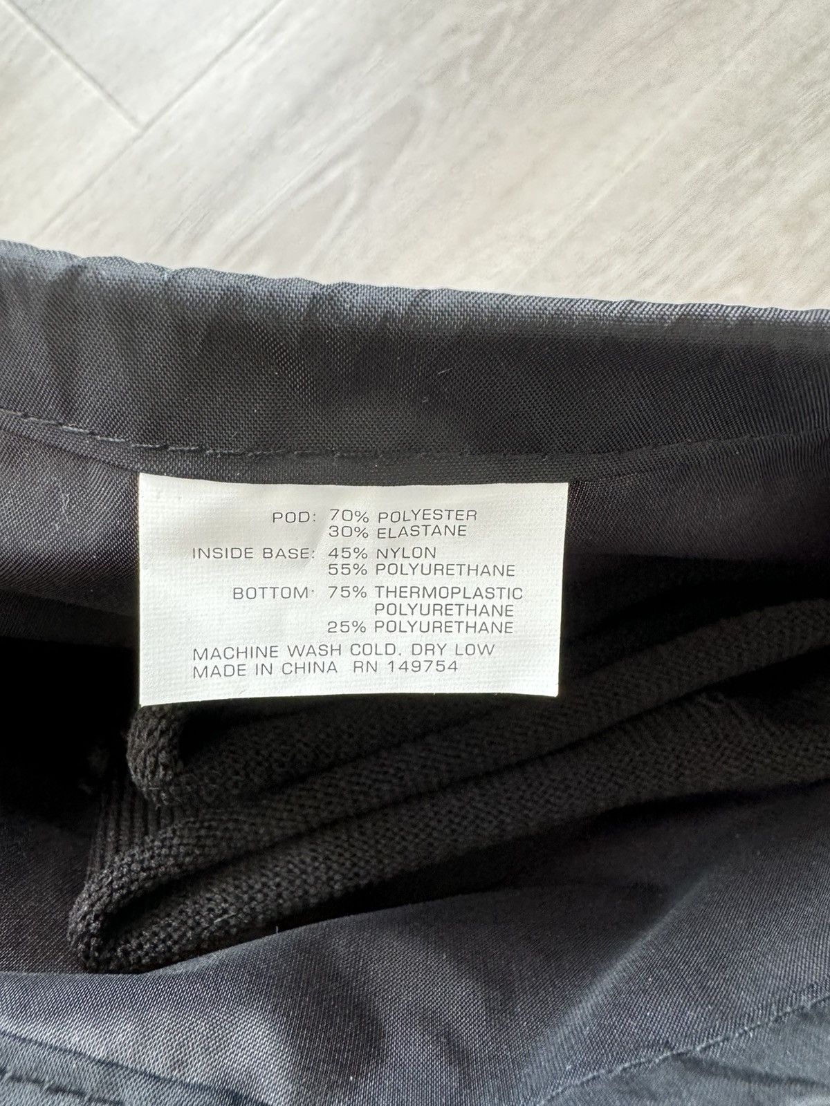 Yeezy Yzy Pods Size US 10 / EU 43 - 5 Thumbnail