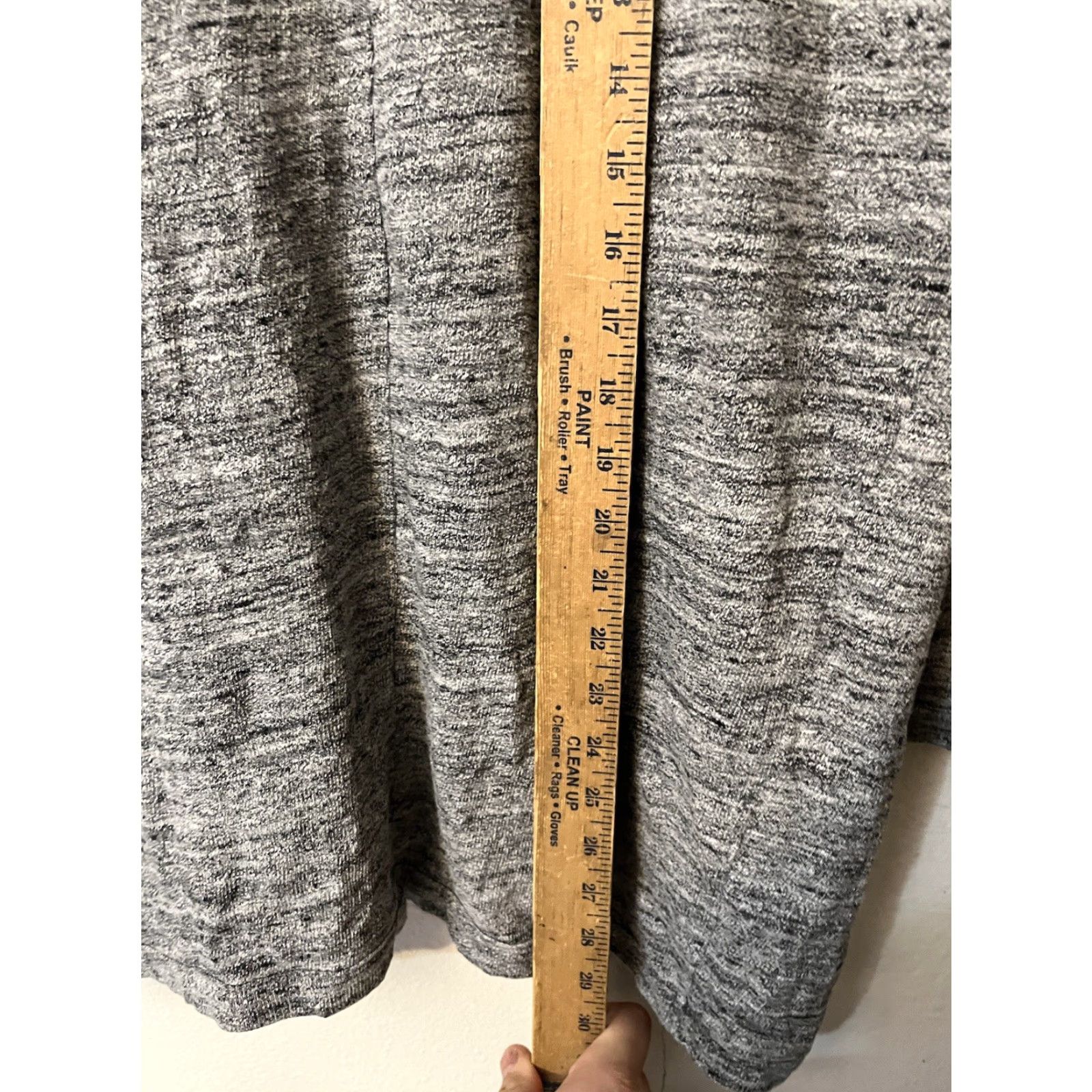 Old Navy Old Navy Cardigan Sweater Women L Gray Cotton Solid Long Sleeve Crew Neck Pockets Size L / US 10 / IT 46 - 4 Thumbnail