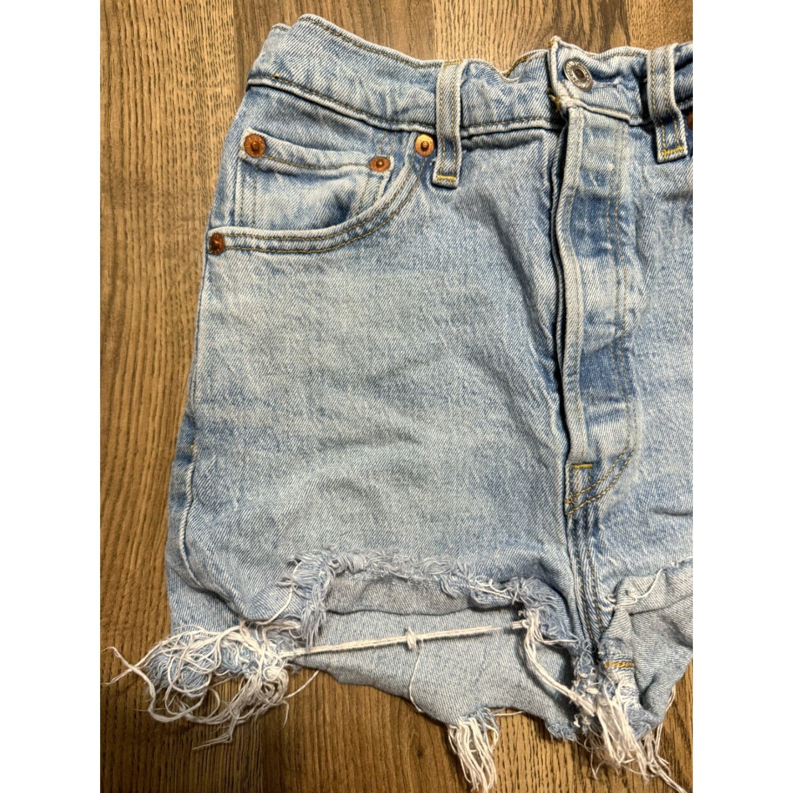 Levi's VINTAGE Levi's Jeans Women's Size 26 Blue Denim Cut-Off Shorts Ribcage Straight Jeans Size 26" / US 2 / IT 38 - 3 Thumbnail