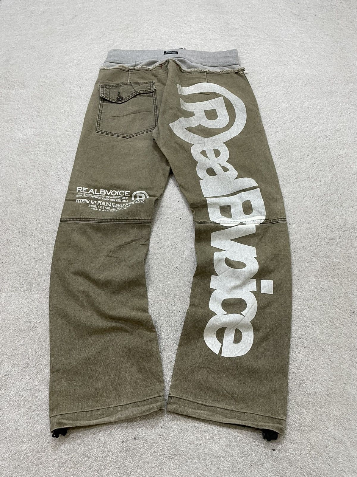 Japanese Brand 2000s RealBvoice Archival Y2K Big Logo Street Pants Japan Size US 32 / EU 48 - 1 Thumbnail