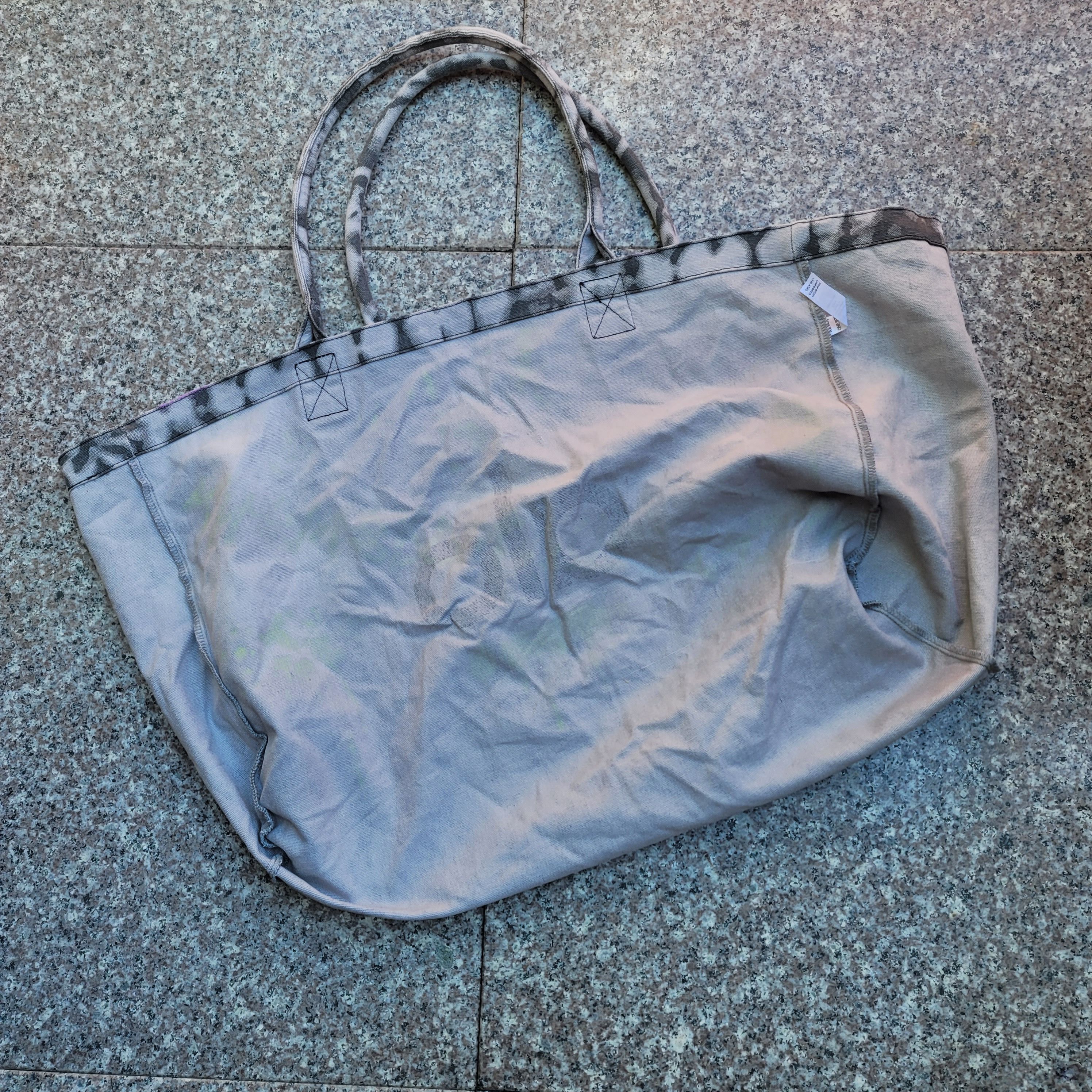 Alo yoga shopping tote