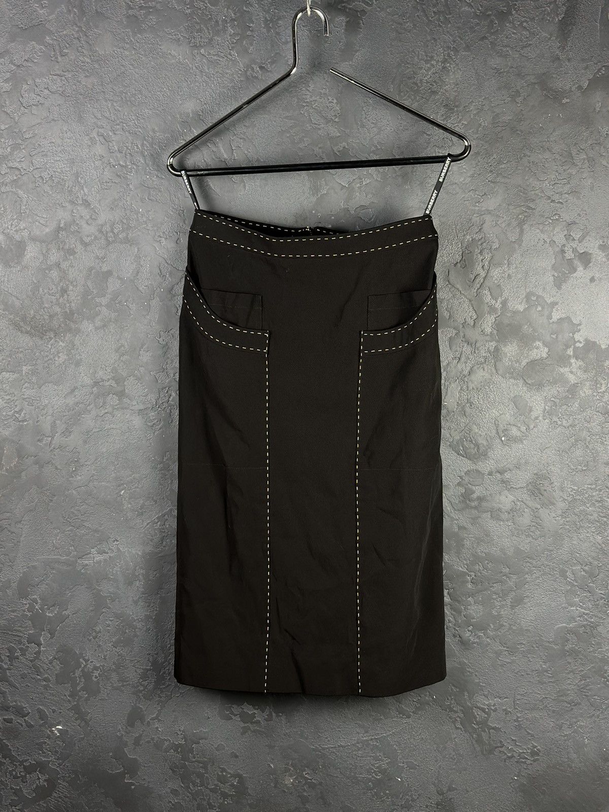 Burberry Women's BURBERRY London Skirt Luxury Size 38 Size 27" / US 4 / IT 40 - 1 Thumbnail
