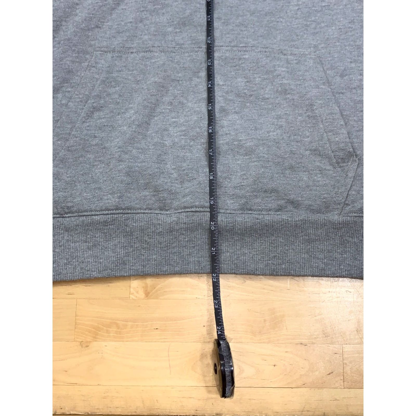 Vans Vans Pullover Hoodie Gray M Graphic Print Beach Skateboarding Unisex Adults Hoodie Size M Size US M / EU 48-50 / 2 - 4 Thumbnail