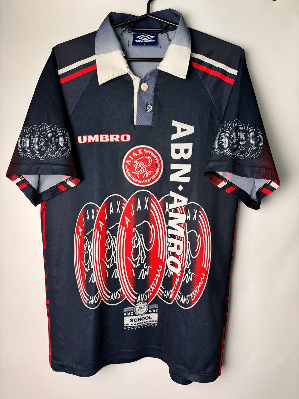 Umbro × Vintage Ajax Away Soccer 1997-1998 Away Football Shirt Jersey Size US L / EU 52-54 / 3 - 1 Thumbnail