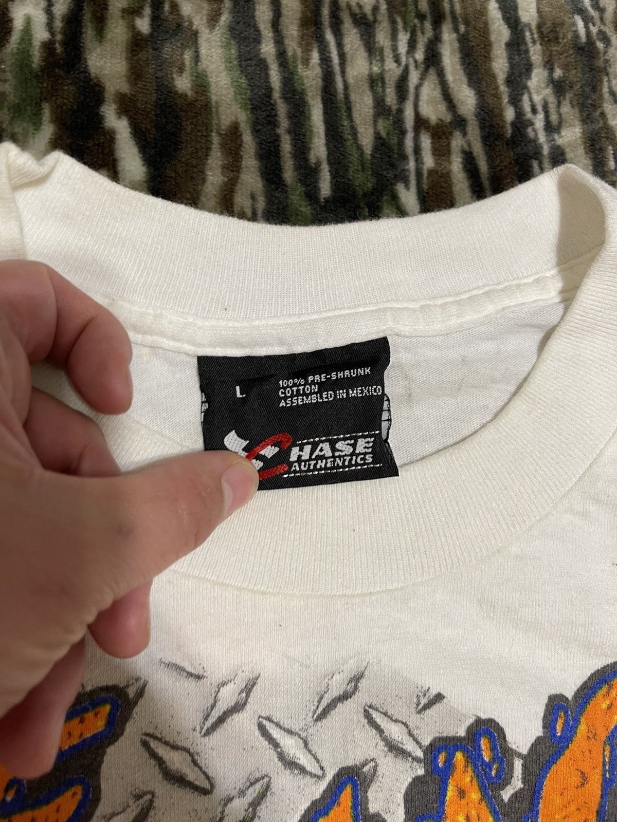Chase Authentics Budweiser Dale Earnhardt Jr. Monte Carlo NASCAR tee #vintage Size US L / EU 52-54 / 3 - 5 Thumbnail