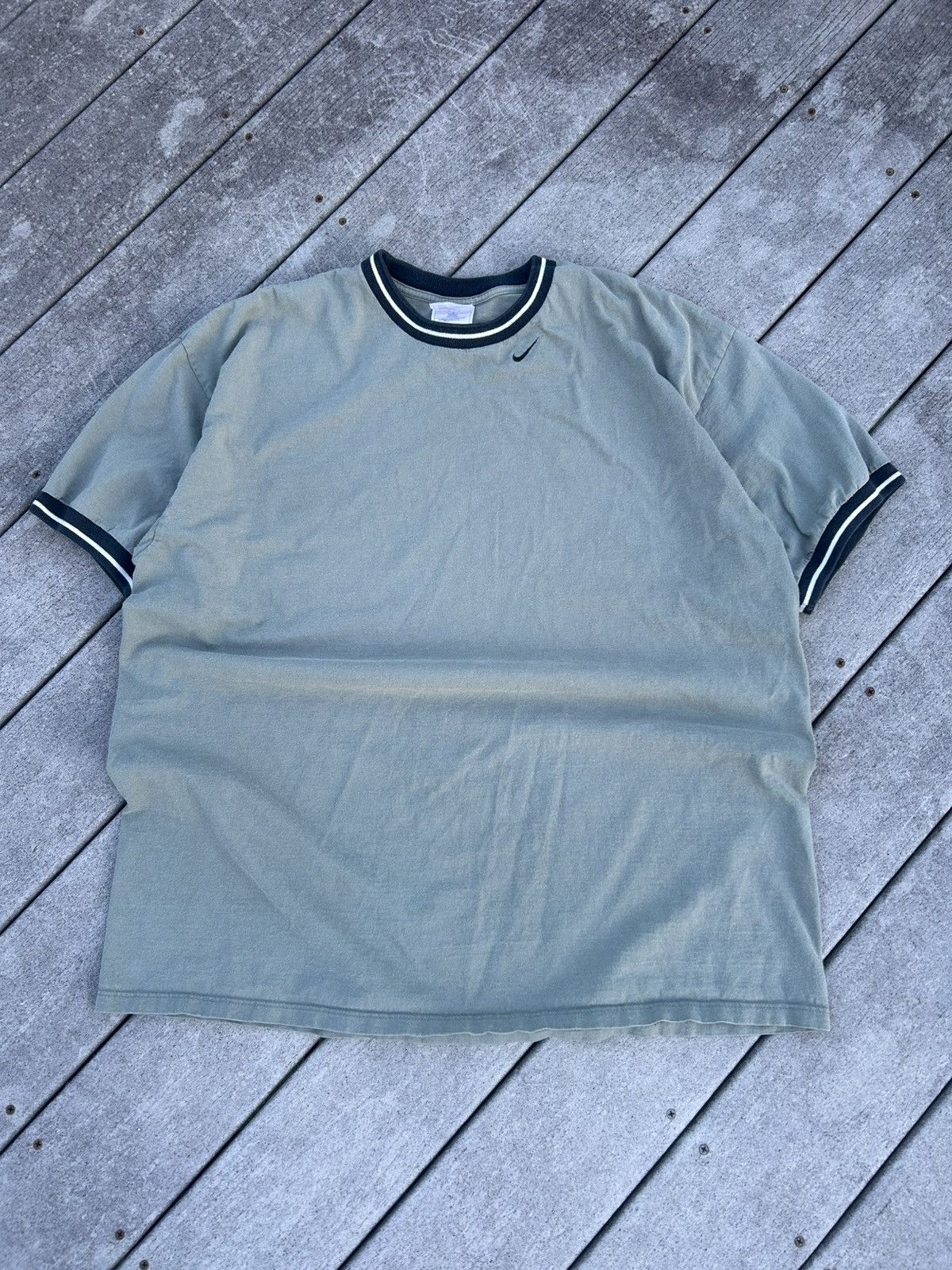 Nike Vintage green Nike shirt Size US XL / EU 56 / 4 - 1 Thumbnail