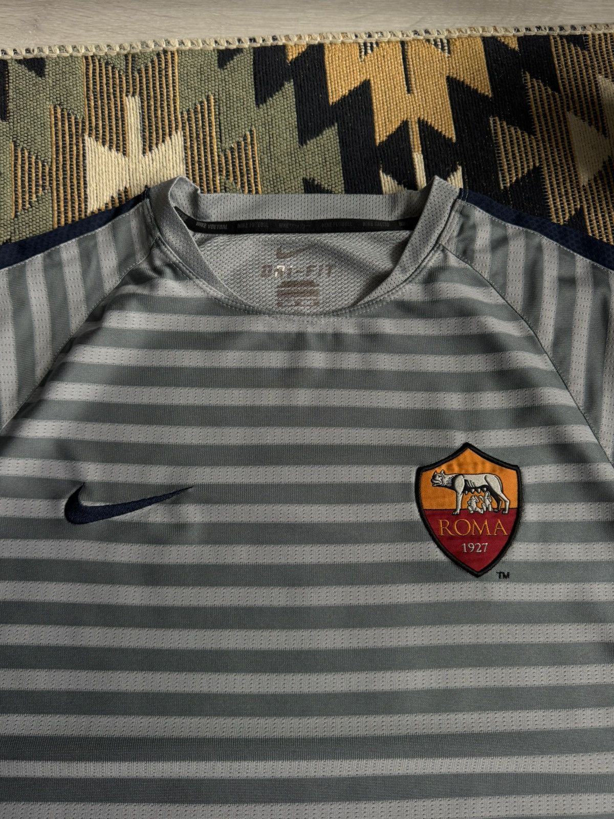 Nike Vintage Nike Roma 2014-15 Blockcore Soccer Jersey Size US M / EU 48-50 / 2 - 6 Thumbnail