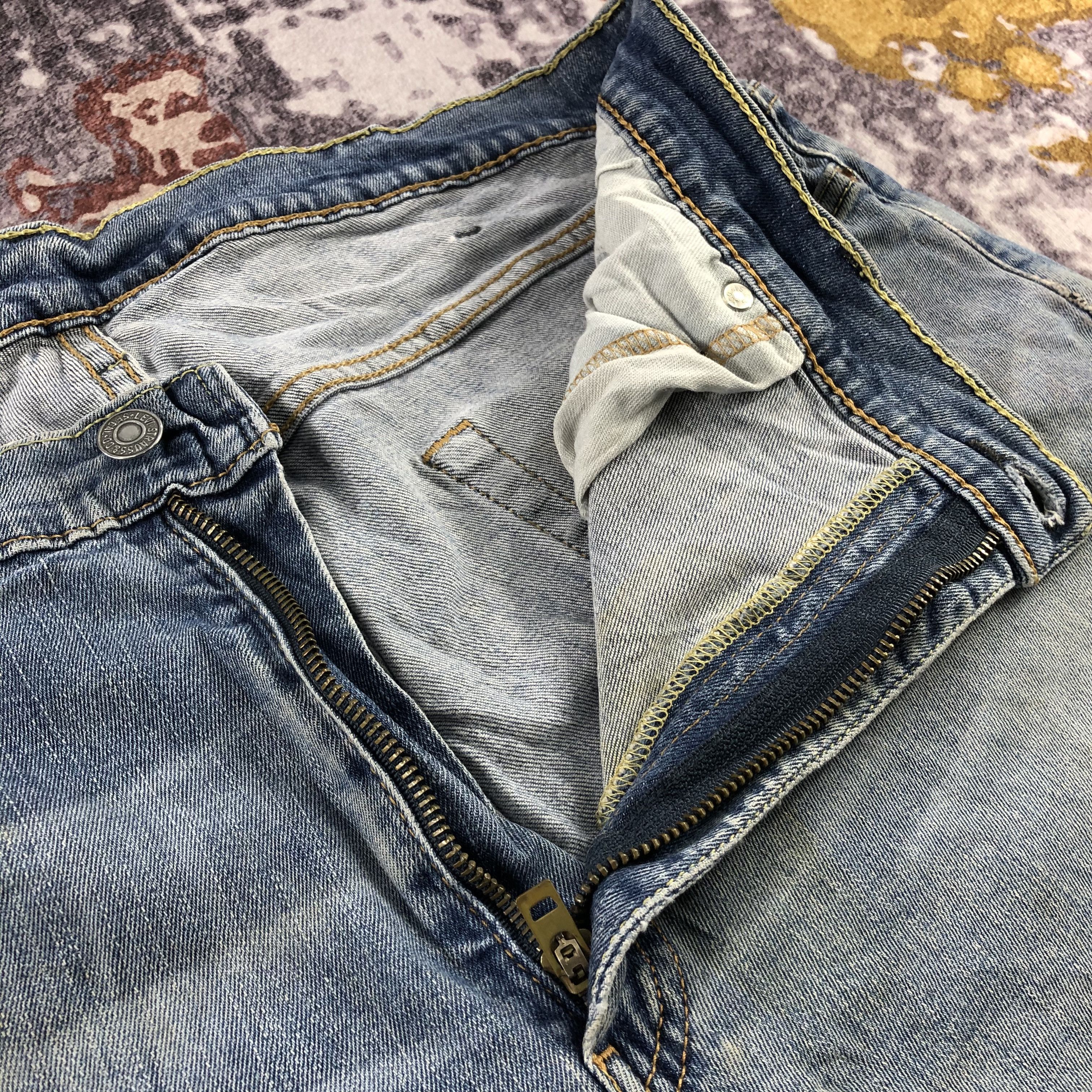 Levi's × Vintage Vintage Blue Wash Levis 559 Jeans-JM3134 Size US 38 / EU 54 - 11 Thumbnail