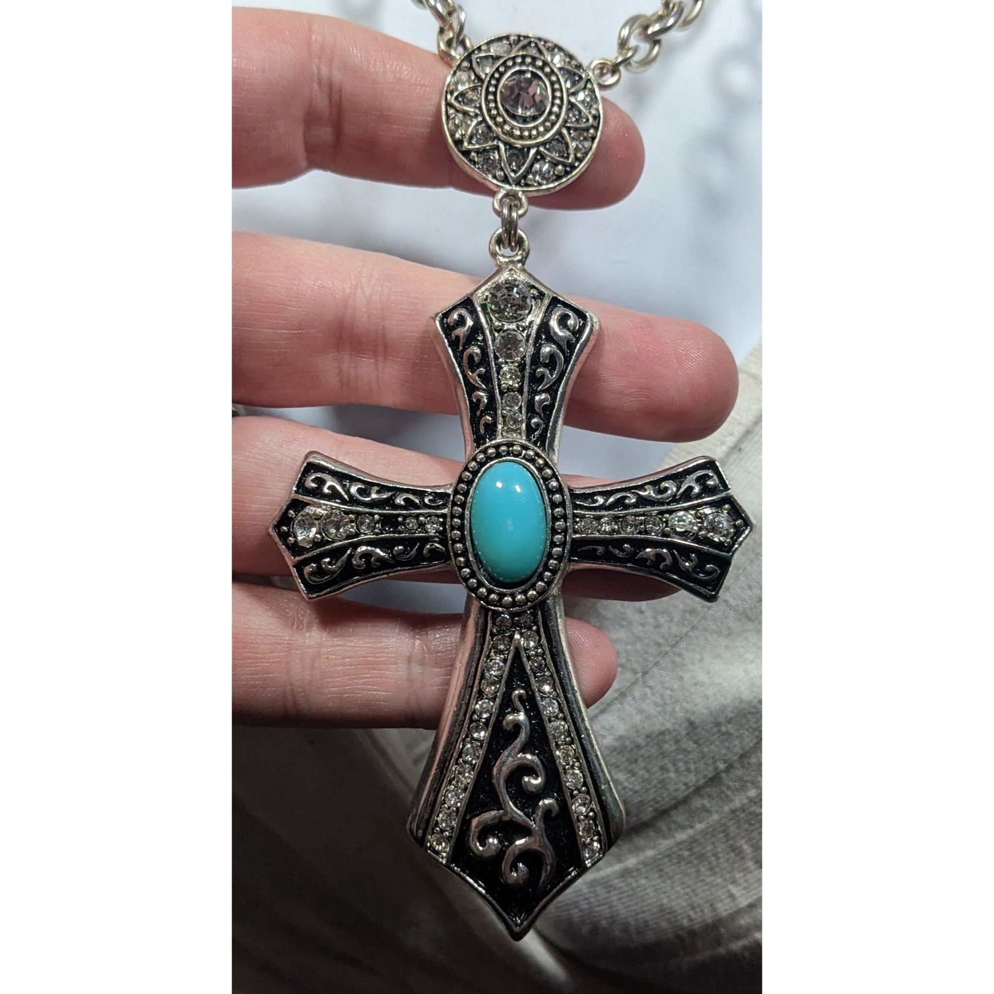Other Southwestern Glam Rhinestone Cross Necklace Size ONE SIZE - 5 Thumbnail