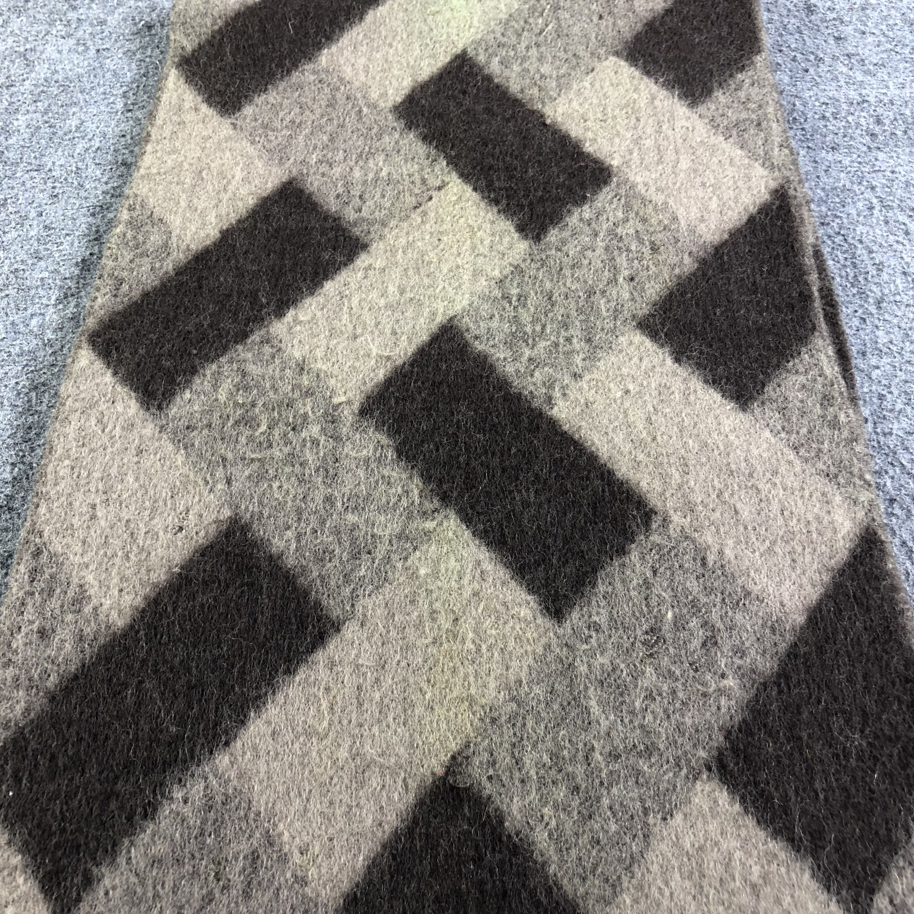Longchamp Longchamp Wool Scarf Muffler V1971 Size ONE SIZE - 7 Thumbnail