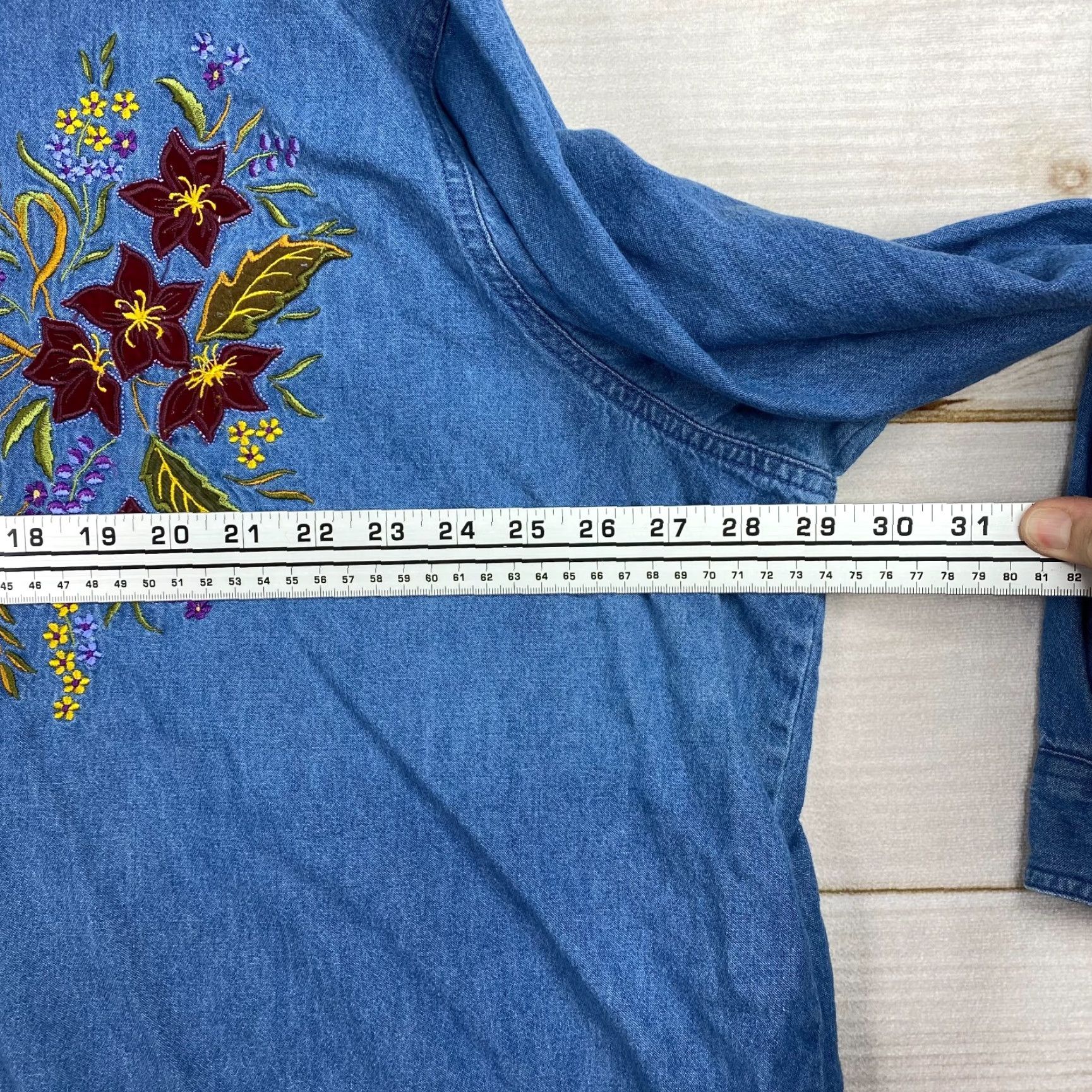 Vintage VINTAGE Bobbie Brooks Denim Embroidered Shirt Women 26W / 28W Floral Fall Size 4XL / US 24-26 - 6 Thumbnail