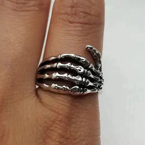 Other Silver Gothic Skulls Skeleton punk Hand Ring Size - 10 RGN Size ONE SIZE - 2 Thumbnail