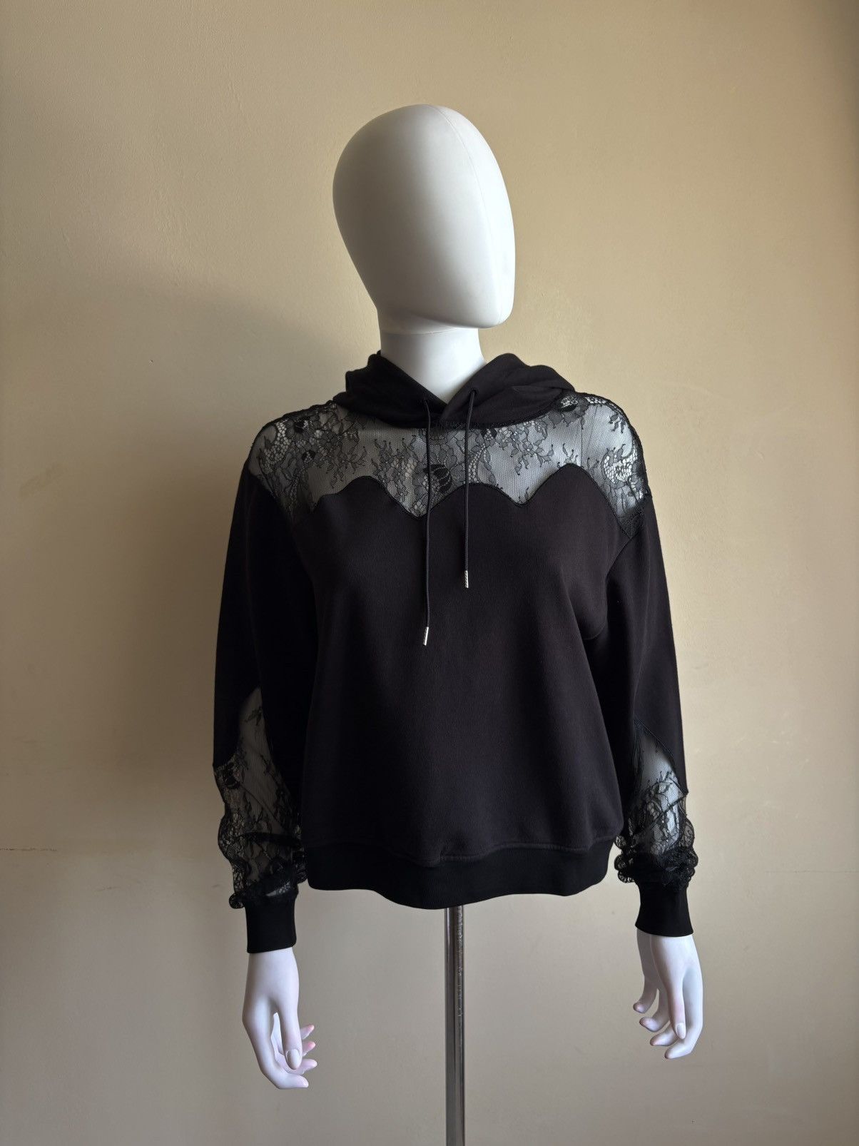 McQ Alexander McQueen McQ Alexander McQueen Cropped Hoodie with Lace Panels Size S Size S / US 4 / IT 40 - 4 Thumbnail