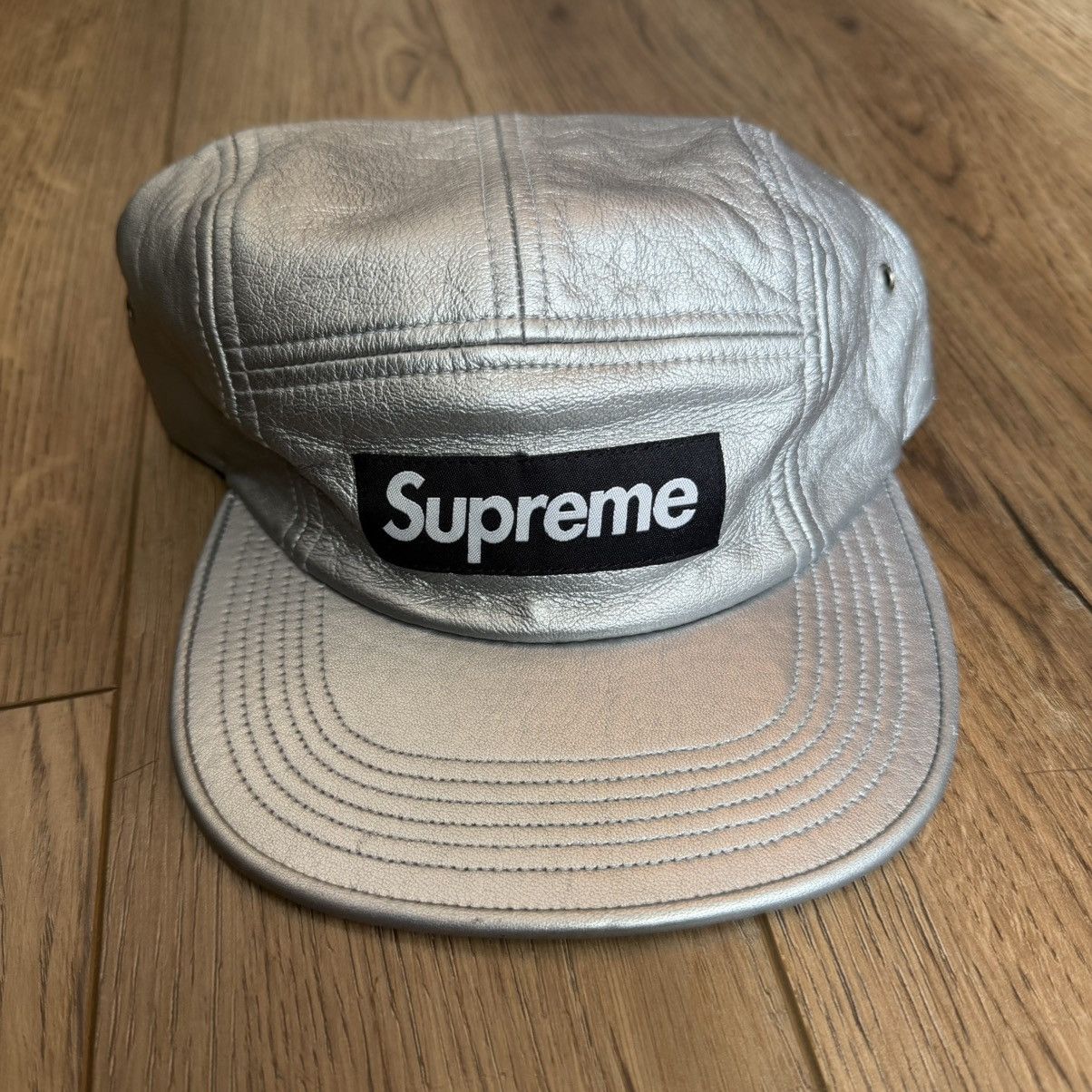 Supreme FW16 Supreme Silver Leather 5 Panel Camp Cap Size ONE SIZE - 1 Thumbnail