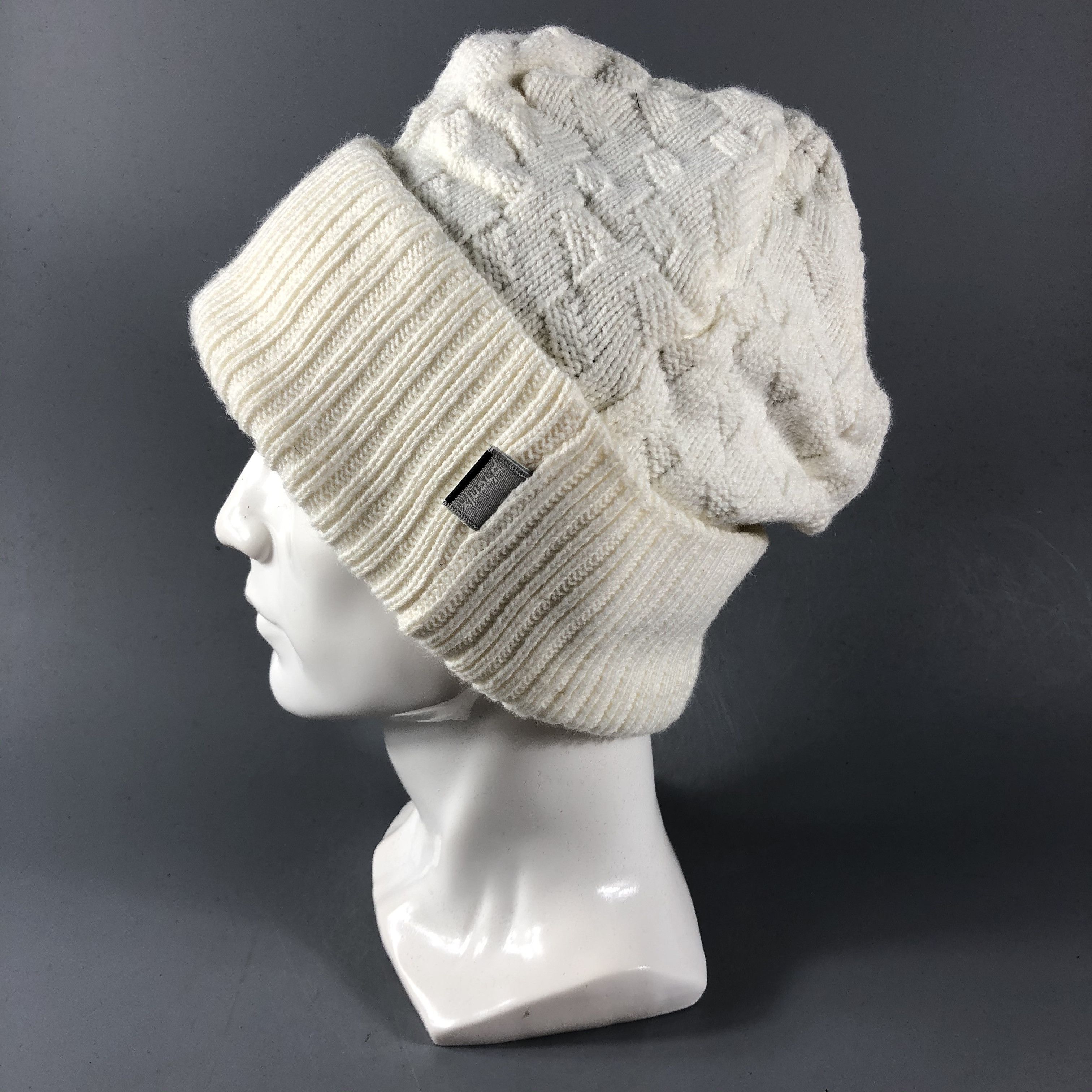 Phenix Phenix Cable Knit Beanie Snowcap Snow Hat B656 Size ONE SIZE - 2 Thumbnail