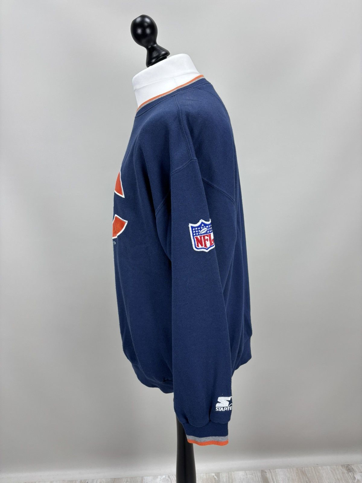 Starter Mens vintage sweatshirt Chicago Bears Starter Pro Line Size US XL / EU 56 / 4 - 8 Thumbnail