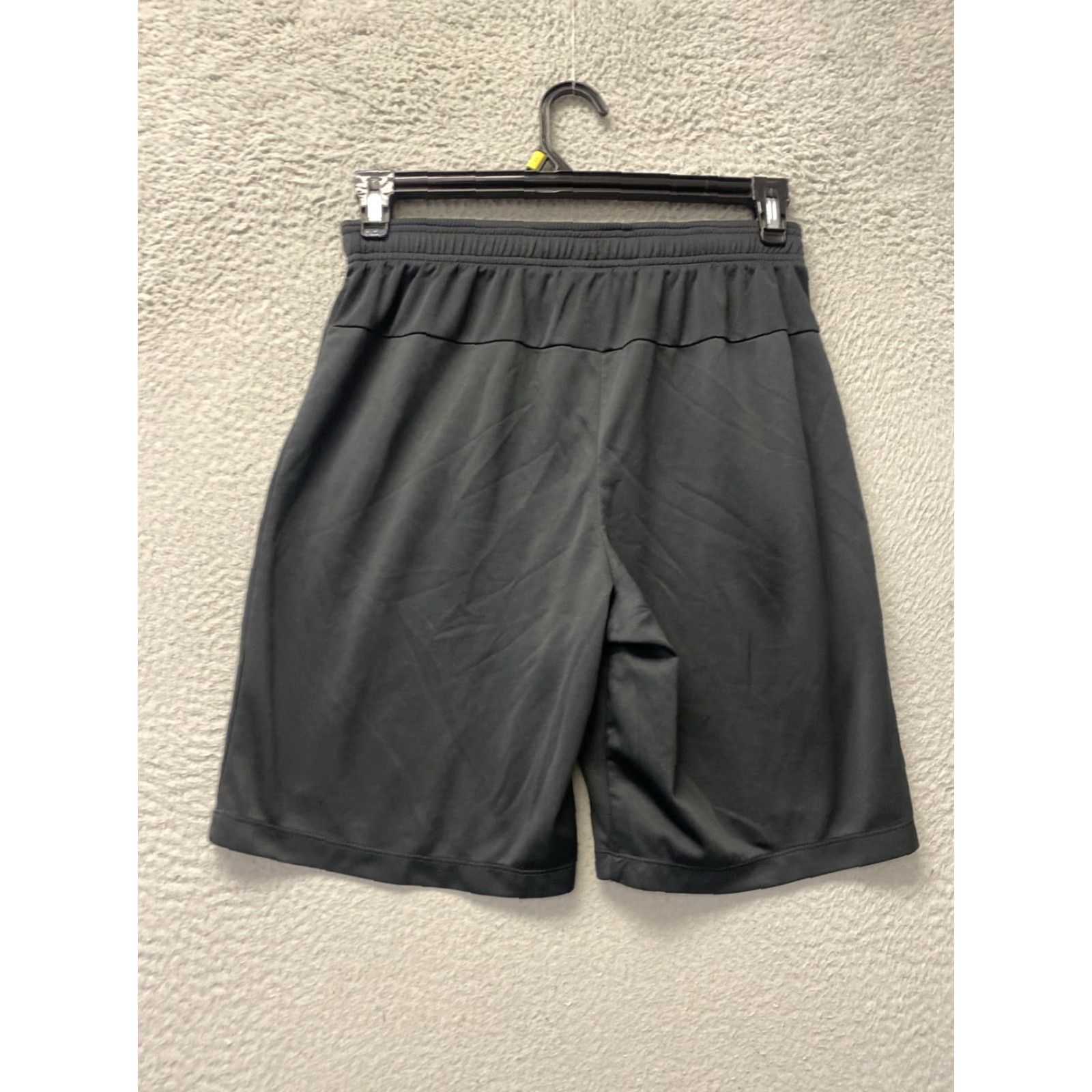 Nike Nike Dri Fit Teens Shorts Large L 28W Black Basketball Polyester /117-10 Size US 33 - 6 Thumbnail