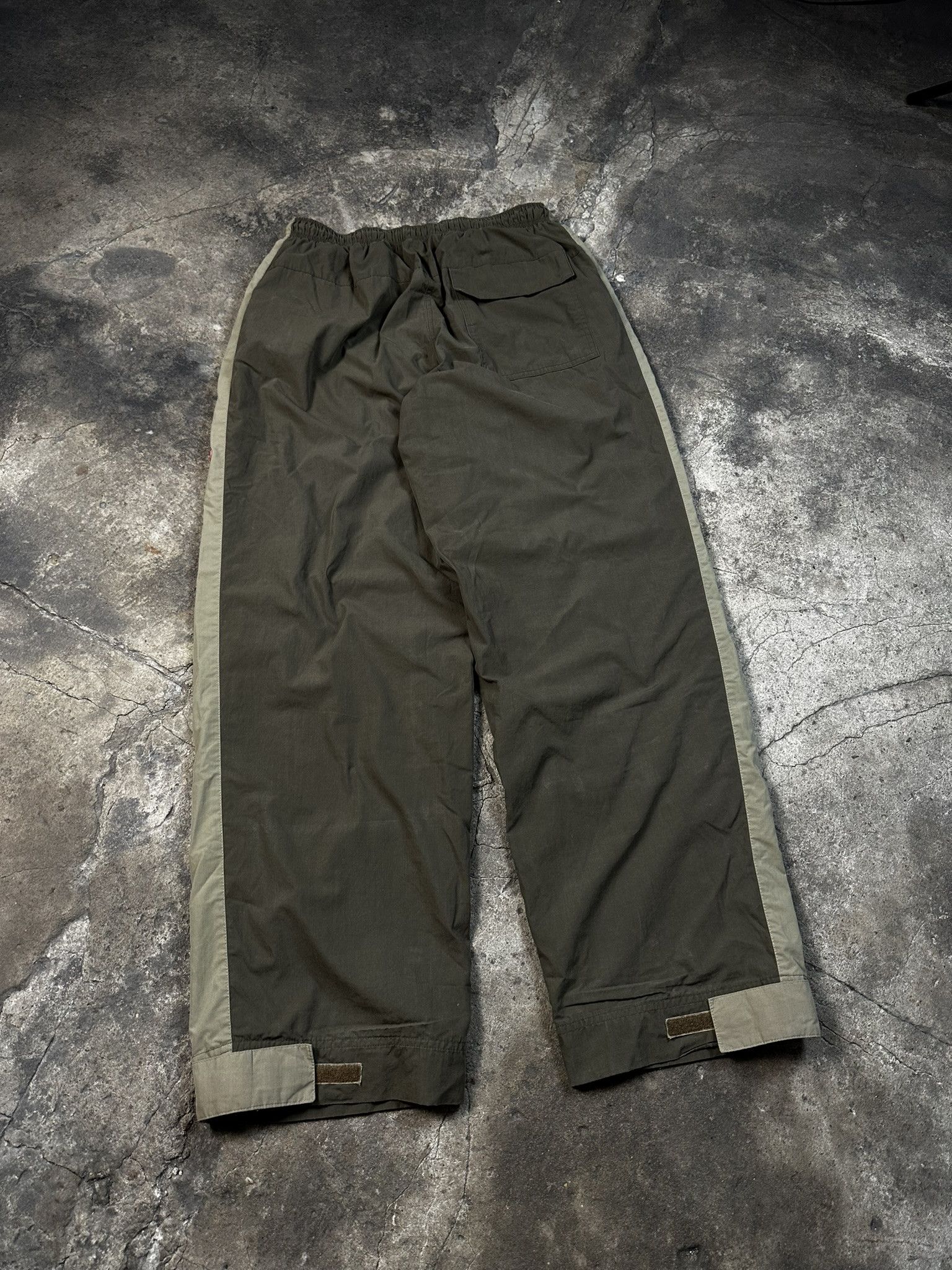 Nike 00s Vintage Nike Nylon Oversized Trackpants Y2k Size US 36 / EU 52 - 5 Thumbnail