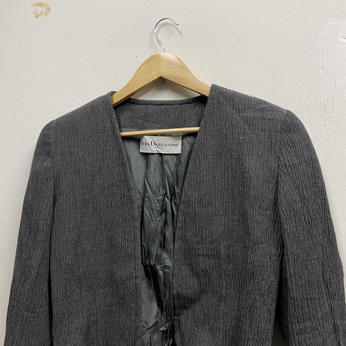 Other Vintage Yves Deflandre Paris Vintage Cropped Blazer Size M / US 6-8 / IT 42-44 - 3 Thumbnail