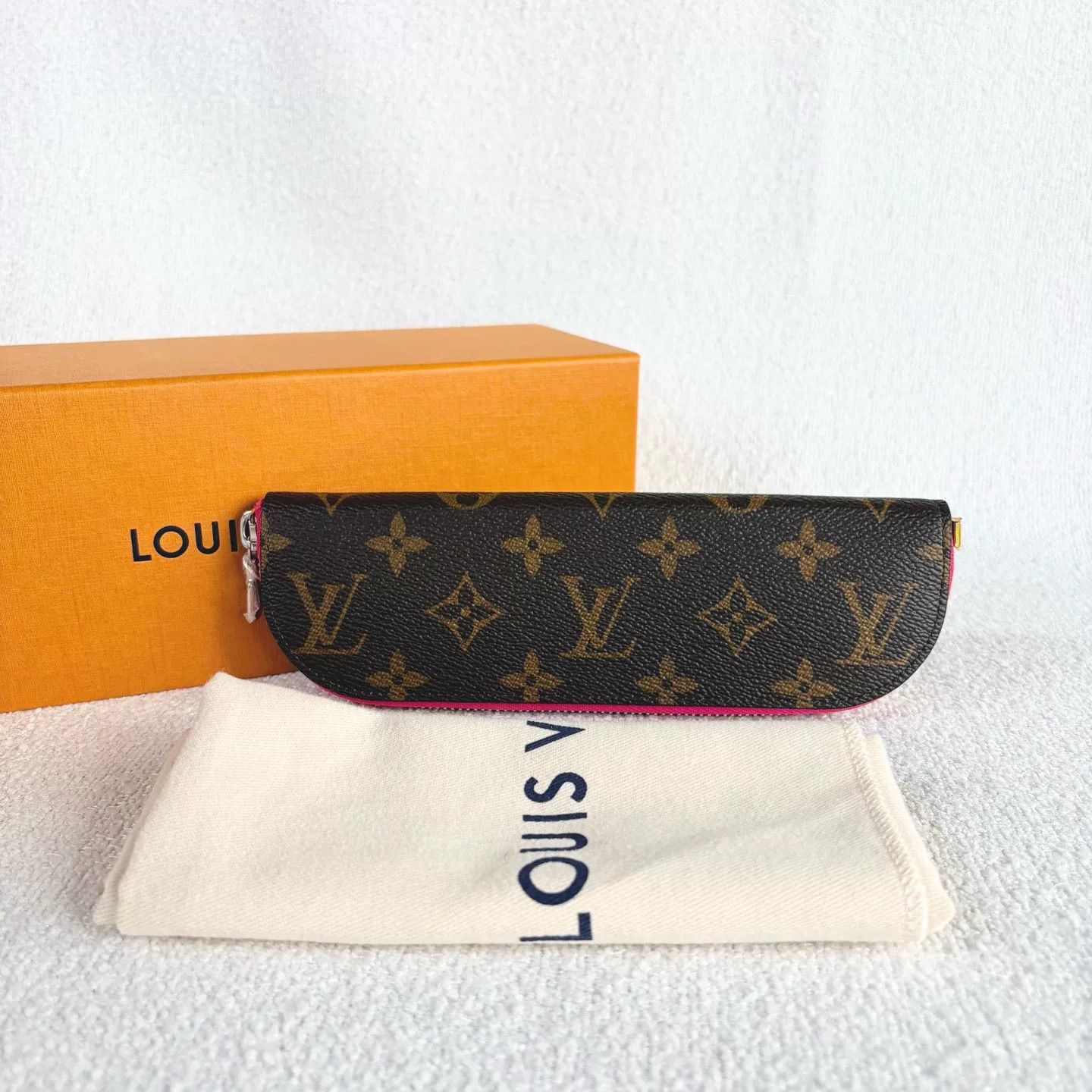 Louis Vuitton Pre-loved Bag Brand new condition Size ONE SIZE - 1 Thumbnail