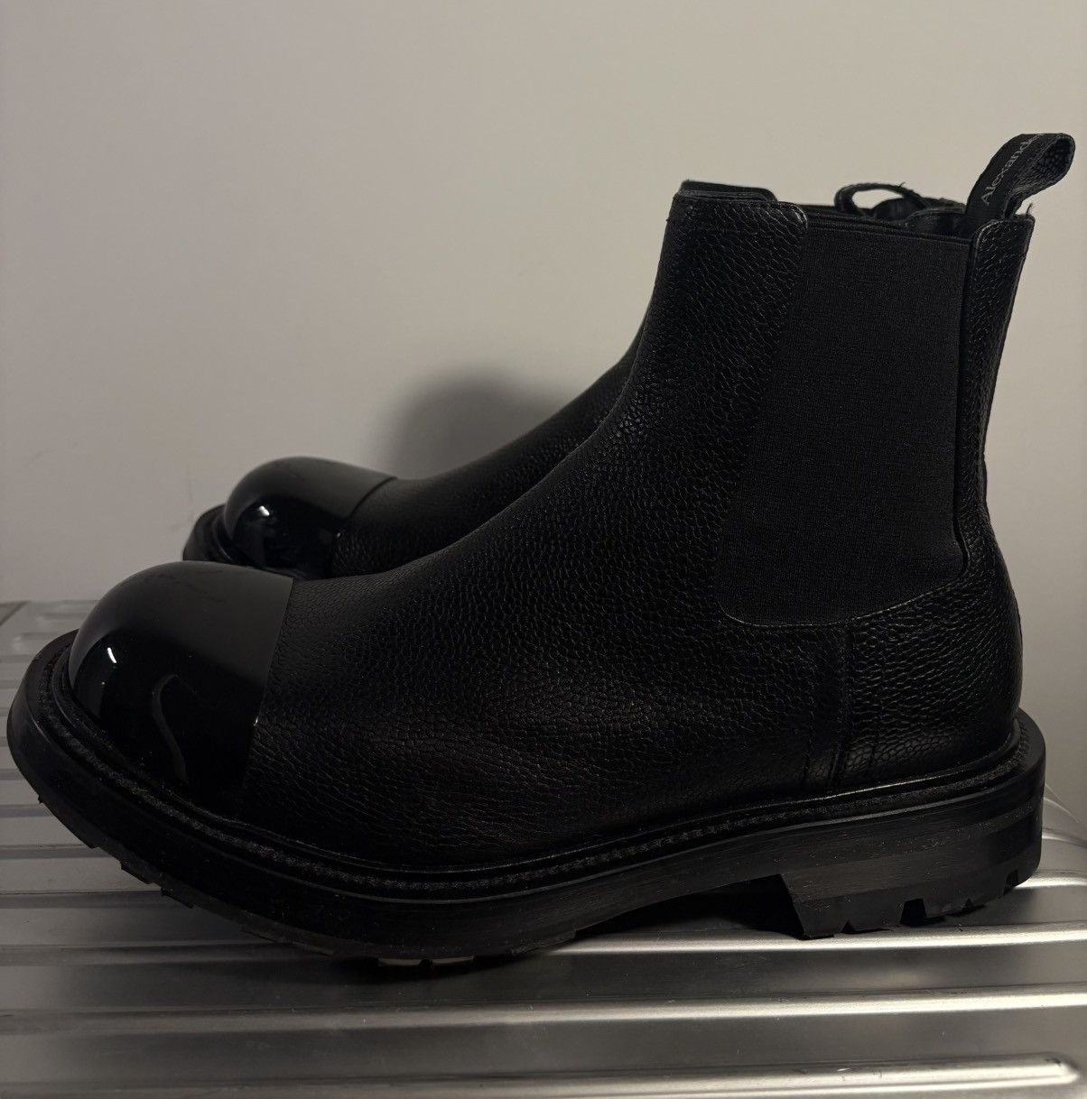 Alexander McQueen Alexander McQueen Grained Chelsea Boots Coated Leather Shell Size US 9 / EU 42 - 3 Thumbnail