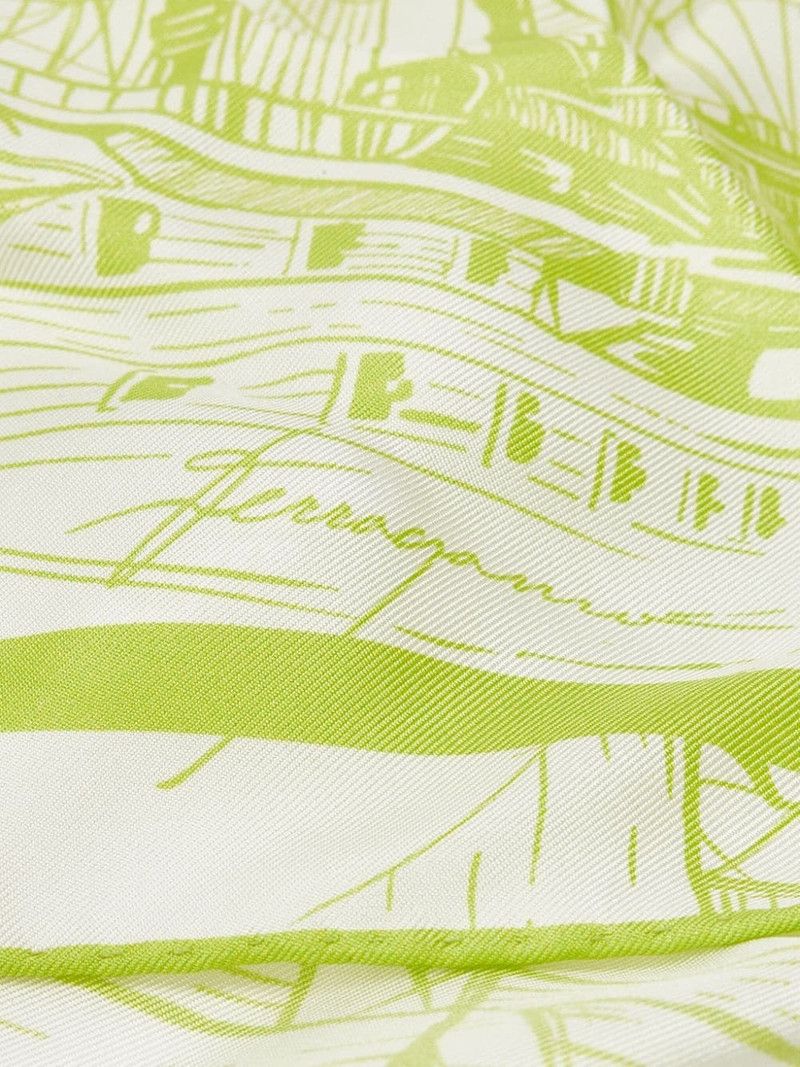 Salvatore Ferragamo o1s1rm0526 Size : OS / Scarf in Green/White Size ONE SIZE - 2 Thumbnail