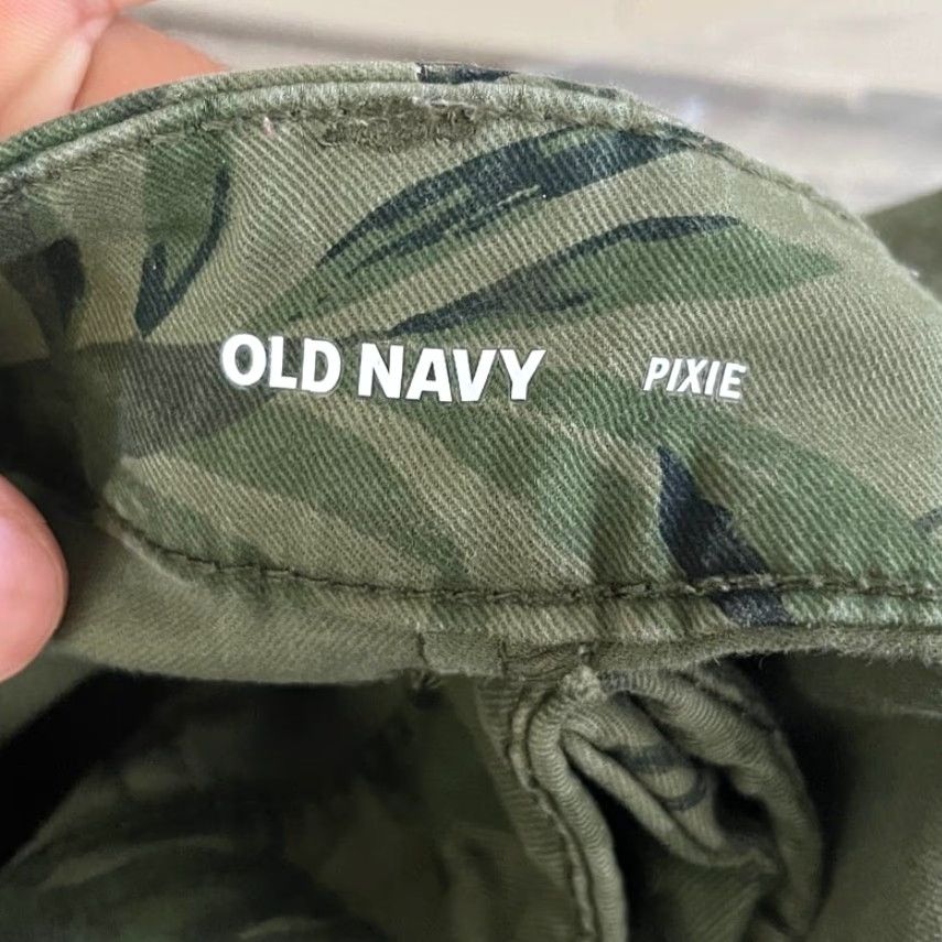 Old Navy Old Navy Womens Pants Green Leaf Print Pixie Cotton Blend Cropped Stretch 10 Size 24" / US 00 / IT 34 - 4 Thumbnail