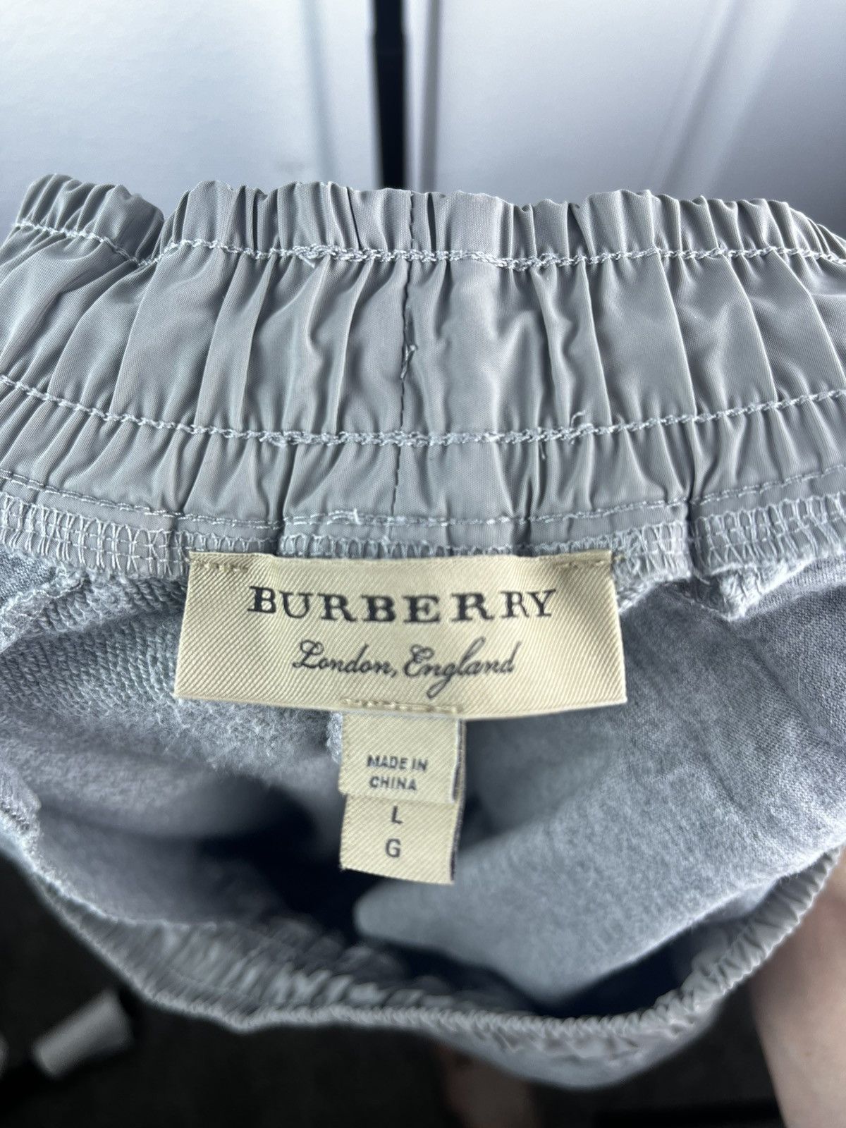 Burberry Burberry Coledon Lounge Sweatpants Size L Gray Graffiti Size US 36 / EU 52 - 5 Thumbnail