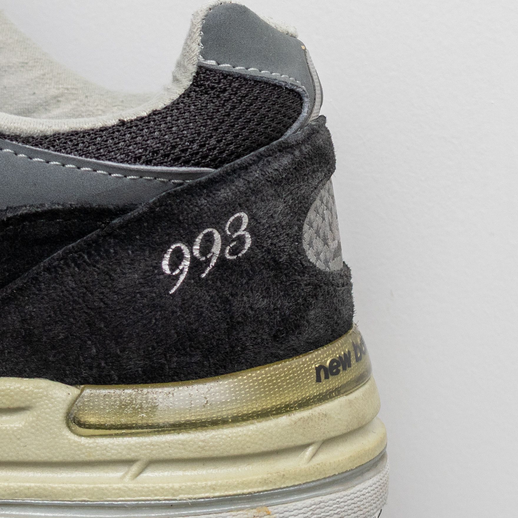 New Balance New Balance 993 Running Shoes Sneakers Black Gray MR993BK Size US 11.5 / EU 44-45 - 14 Thumbnail