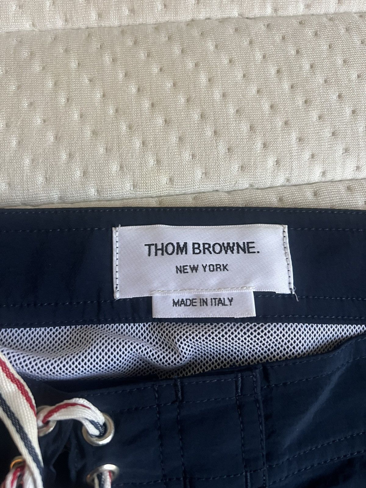 Thom Browne Thom Browne Classic Board Shorts w/ 4 Bar Print Size US 31 - 2 Thumbnail