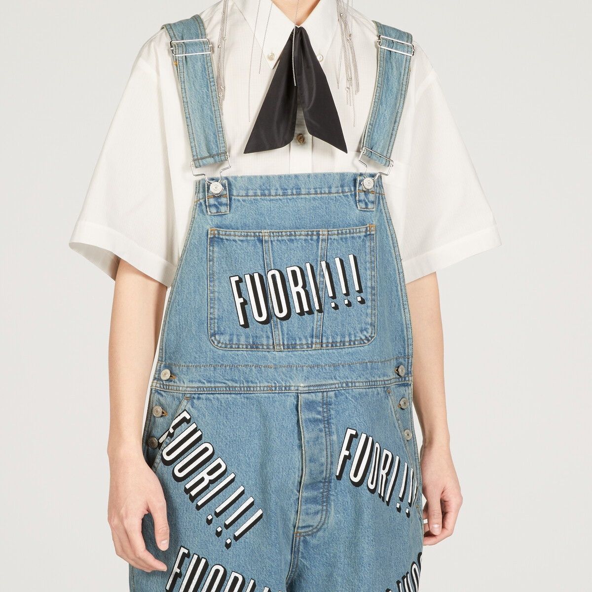 Gucci o1s1wg110125 Cotton Denim Overall With Fuori!! Print in Blue Size US 34 / EU 50 - 3 Thumbnail