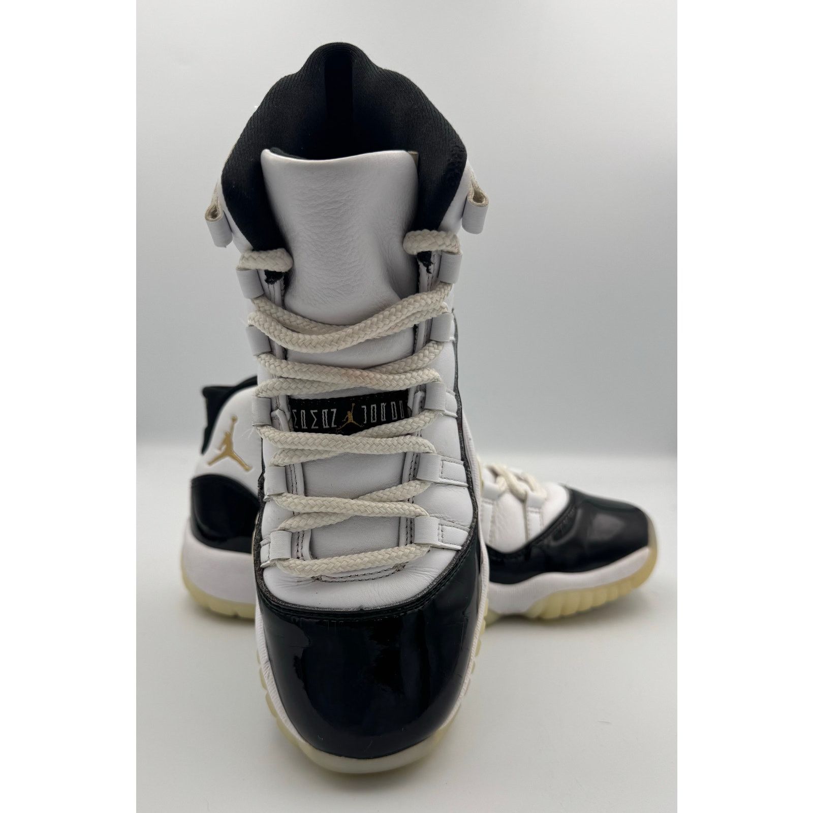 Nike Air Jordan 11 Retro GS "Gratitude Defining Moments Sz 6.5y Size US 6.5 / EU 39-40 - 11 Thumbnail