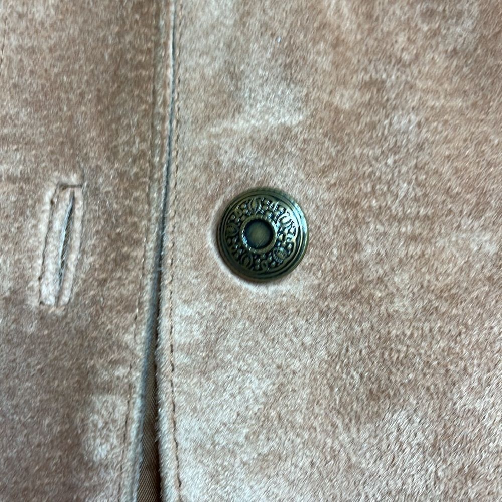 Vintage Y2K Vintage Tan Suede Jacket Button Front Large Live a Littl Size L / US 10 / IT 46 - 2 Thumbnail