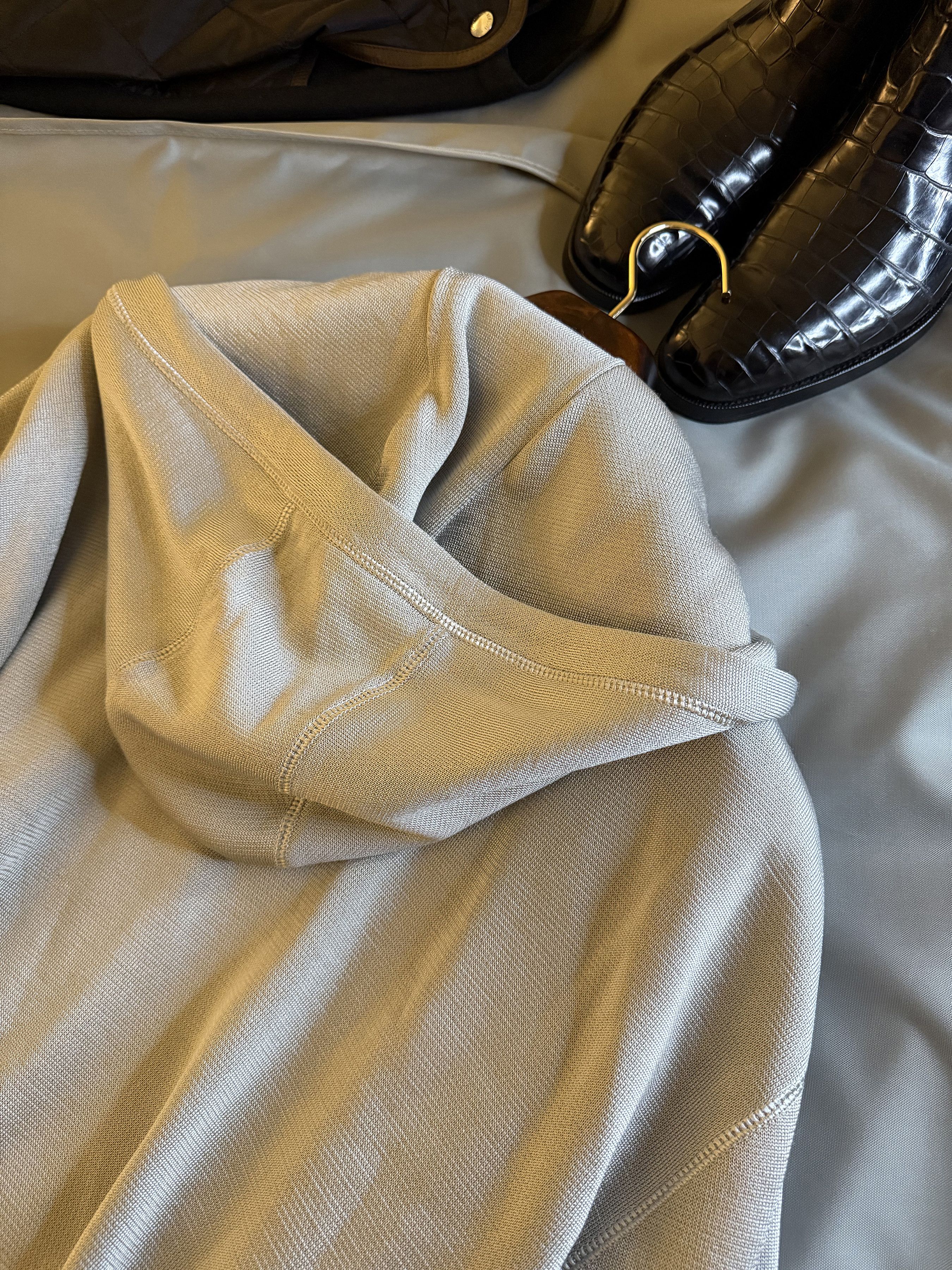 Tom Ford Best Dressed $3K w/Tax TOM FORD Silk Effect Leather Accents Size US XL / EU 56 / 4 - 21 Thumbnail