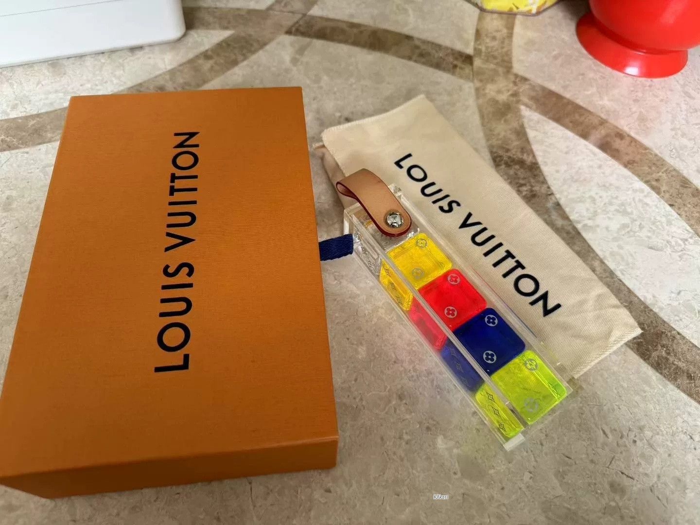 Louis Vuitton Louis Vuitton Game Acrylic Dice Keychain Size ONE SIZE - 2 Thumbnail