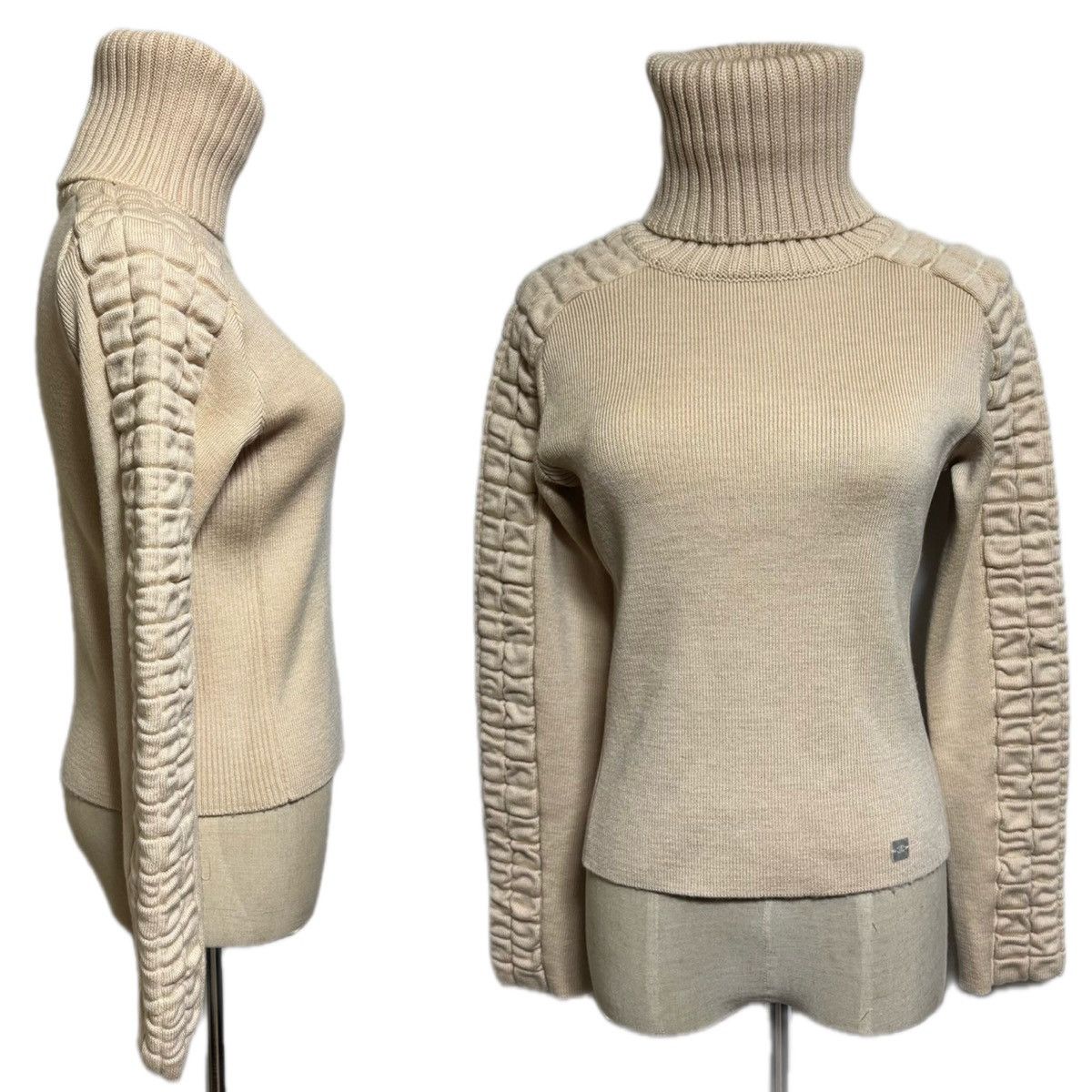 Chanel Authentic Chanel Matelassé Turtleneck Sweater Size S / US 4 / IT 40 - 12 Thumbnail