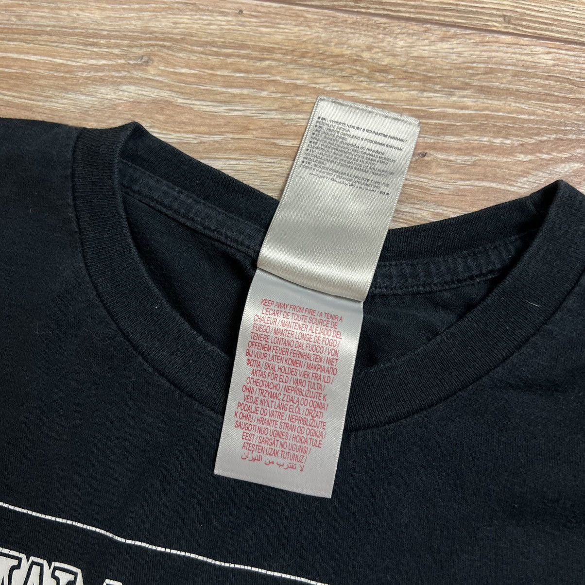 Nike 90s Nike Sneakerhead Vintage Y2K Oversized Retro Tee T-Shirt Size US L / EU 52-54 / 3 - 7 Thumbnail