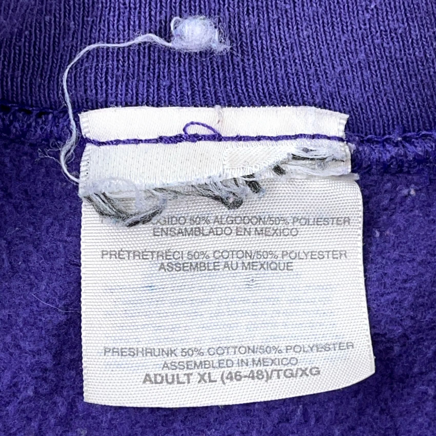 Disney VINTAGE Disney Shirt Womens XL Purple Sweatshirt Women Tinker Bell Crewneck Sweater Y2K Adult Size XL / US 12-14 / IT 48-50 - 4 Thumbnail