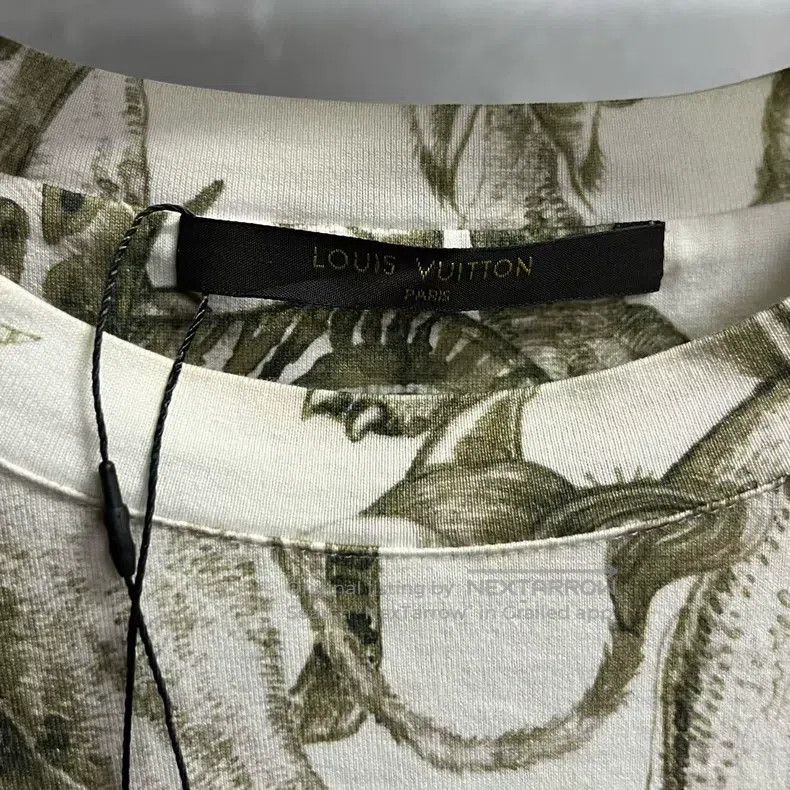 Louis Vuitton Louis Vuitton Classic Animal Print Crew Neck Short Sleeve Size US M / EU 48-50 / 2 - 2 Thumbnail
