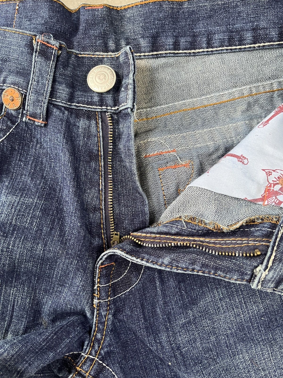 True Religion True Religion Joey Super Flare Embroidered Japanese Motive Size US 33 - 16 Thumbnail