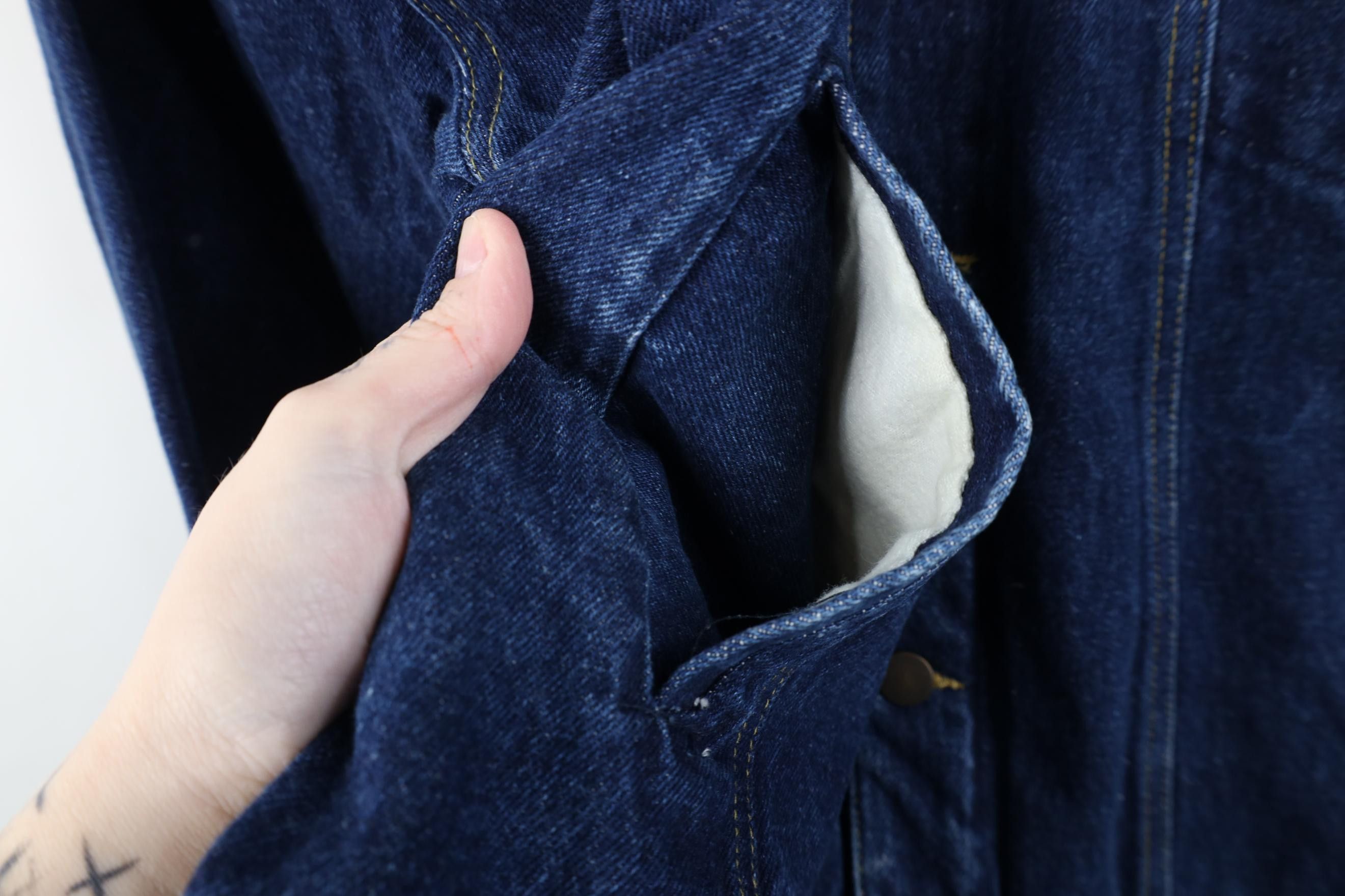 Vintage Vintage 90s Streetwear Fit Denim Jean Trucker Jacket Blue Size US XL / EU 56 / 4 - 7 Thumbnail