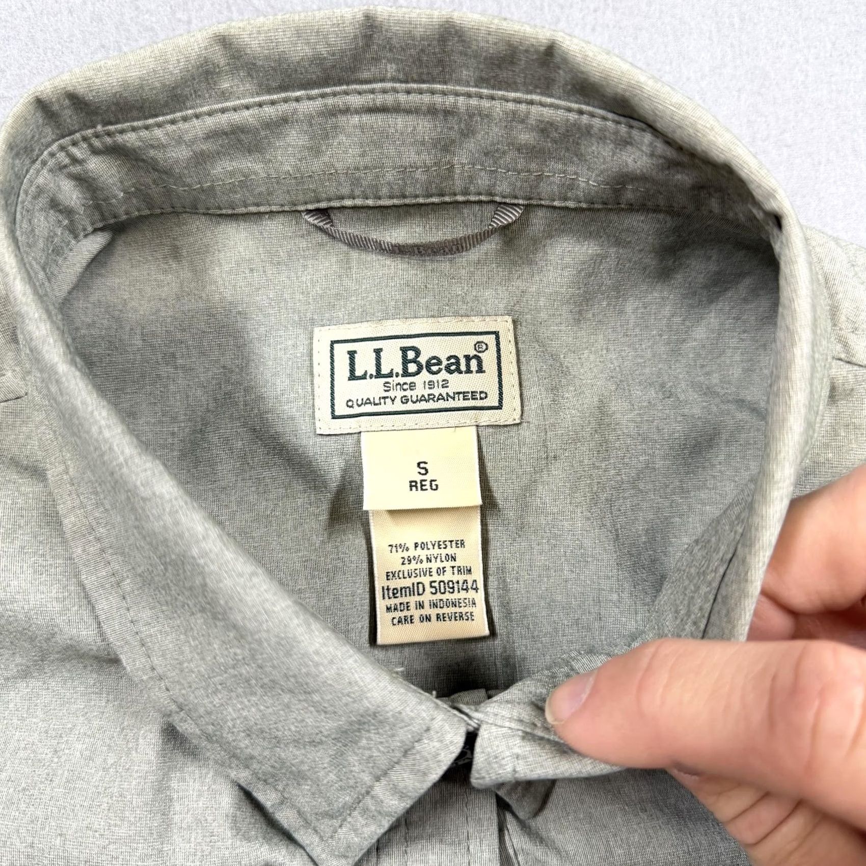 Vintage L.L. Bean Shirt Womens Small Gray Solid Long Sleeve Button Up Hiking performance Size S / US 4 / IT 40 - 3 Thumbnail