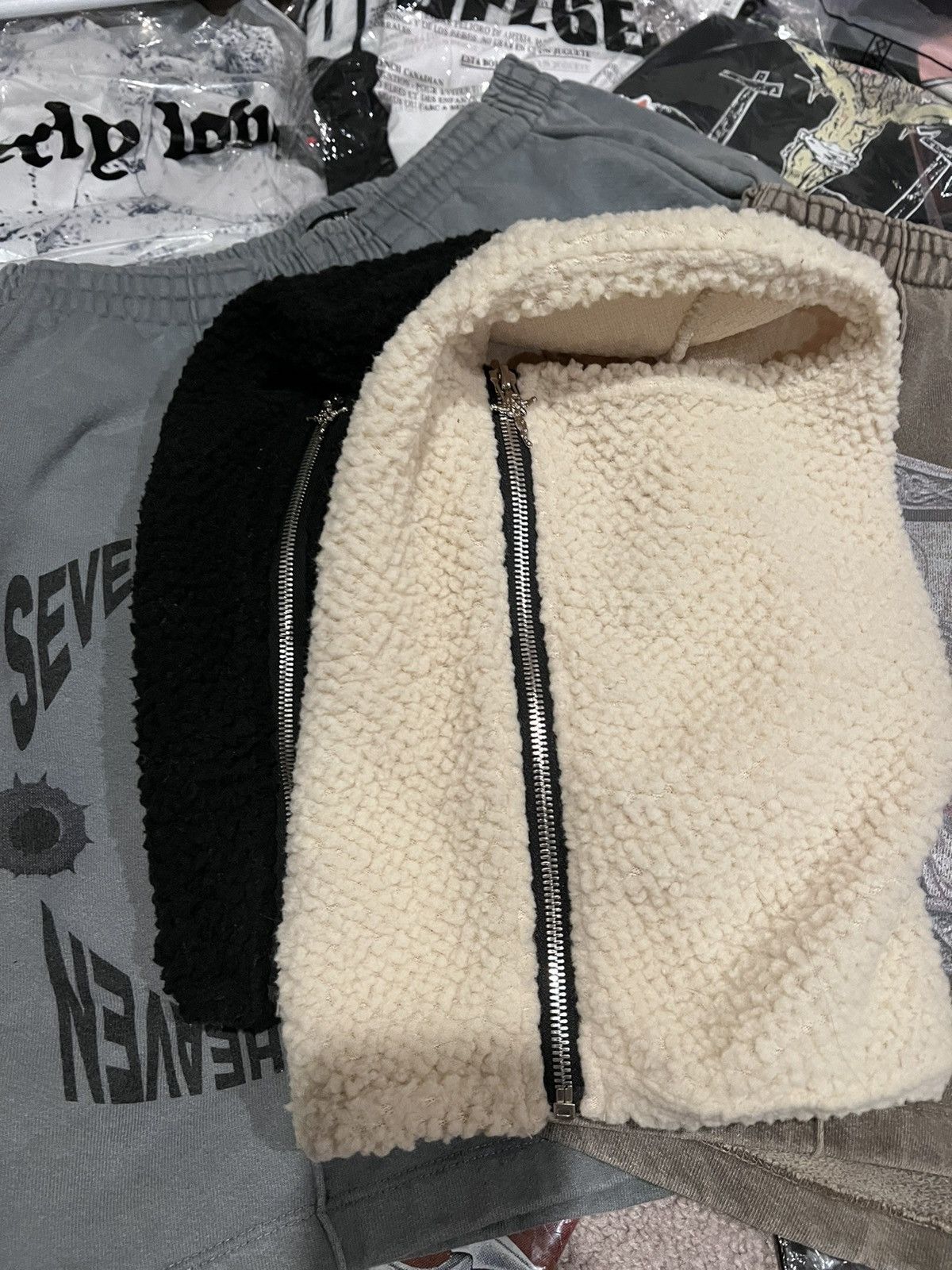 Anarchy Sherpa Zip Up Cream Balaclava Seventh Heaven