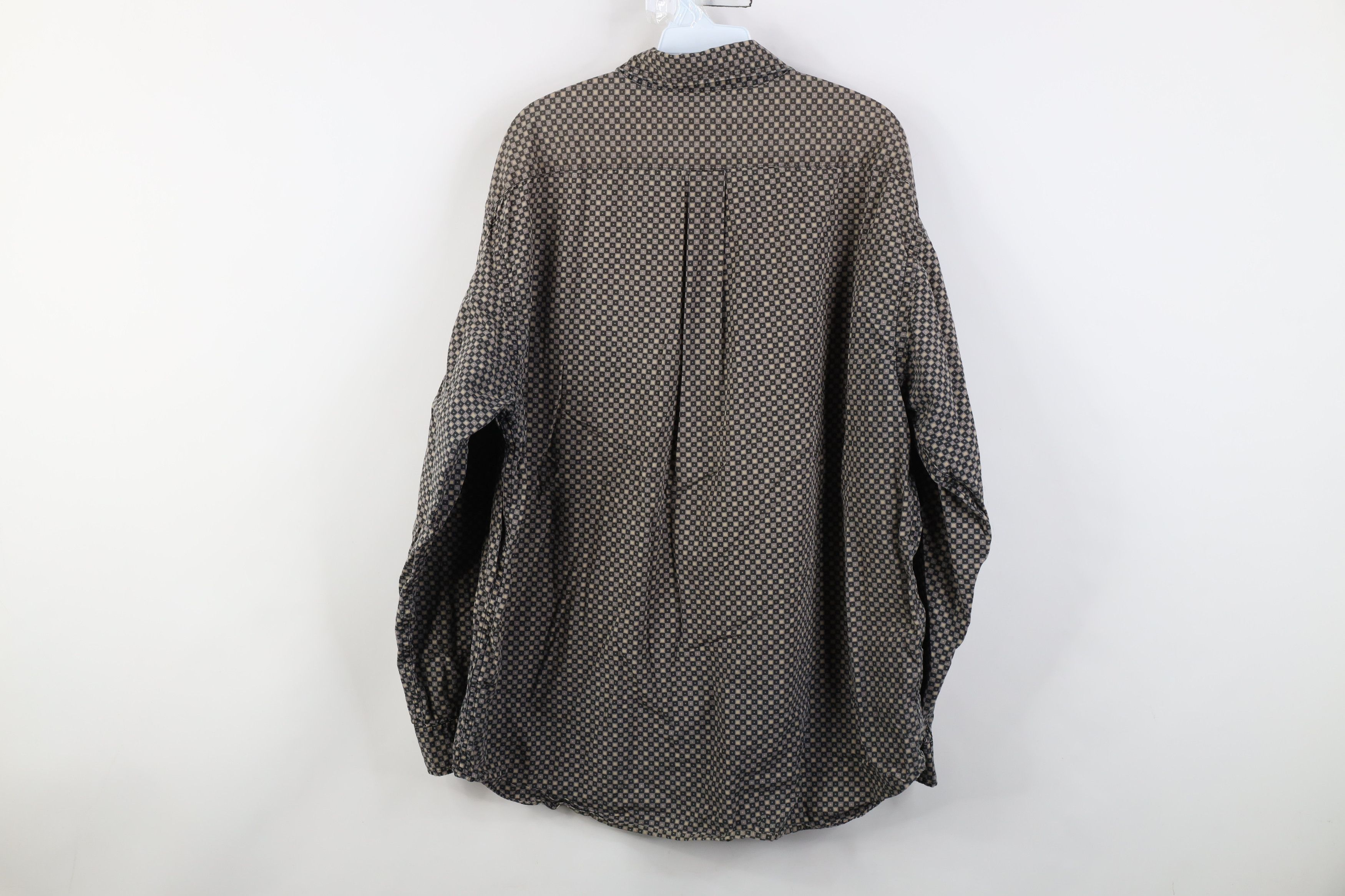 Eddie Bauer Vintage 90s Eddie Bauer Geometric Collared Button Shirt Size US L / EU 52-54 / 3 - 10 Thumbnail