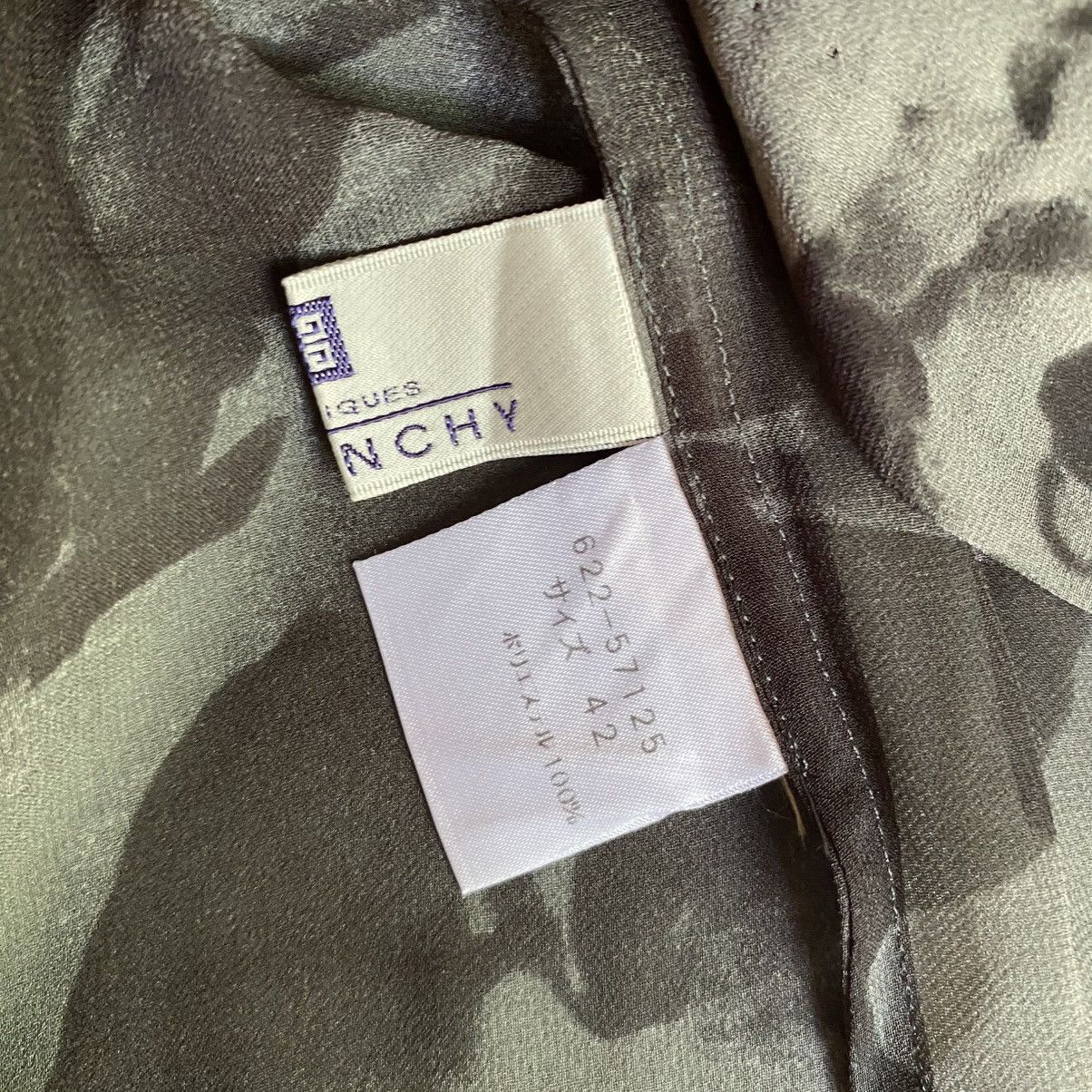 Givenchy GIVENCHY Transparent Gray Floral Sleeveless Blouse Size M / US 6-8 / IT 42-44 - 10 Thumbnail